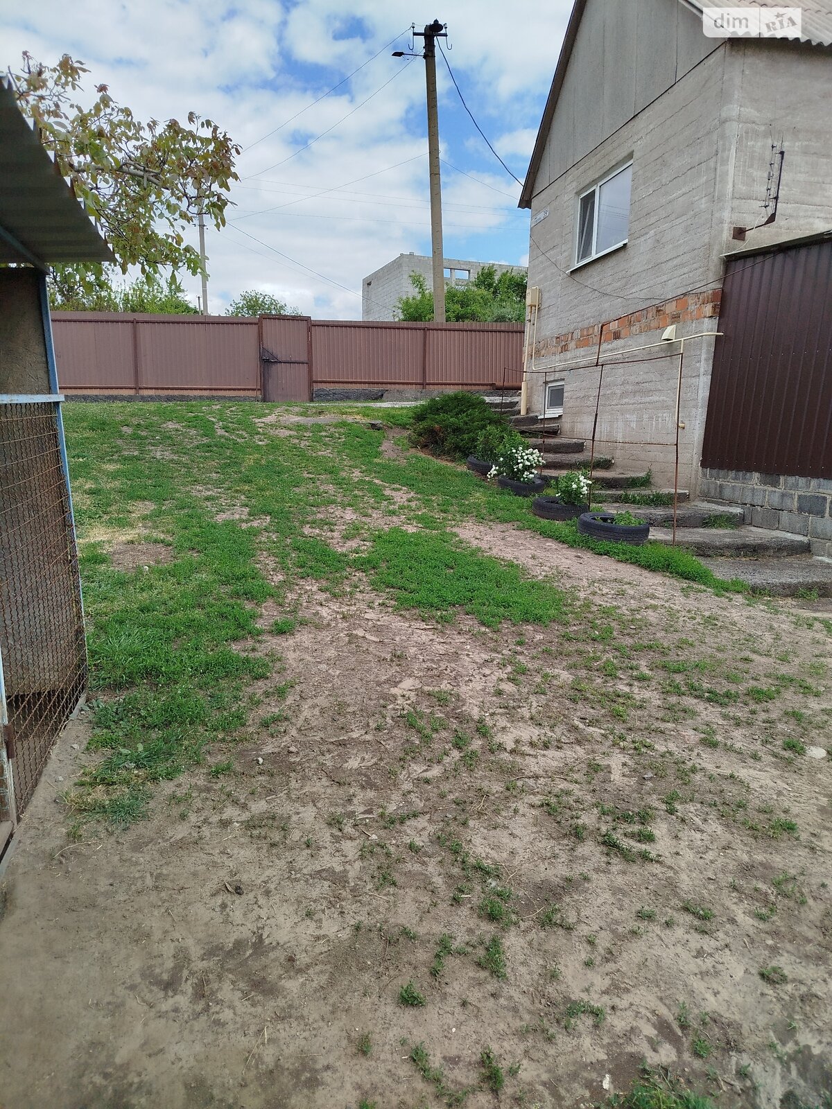 двухэтажный дом, 110 кв. м, шлакобетон. Продажа в Любимовке фото 1 двухэтажный дом, 110 кв. м, шлакобетон. Продажа в Любимовке фото 1