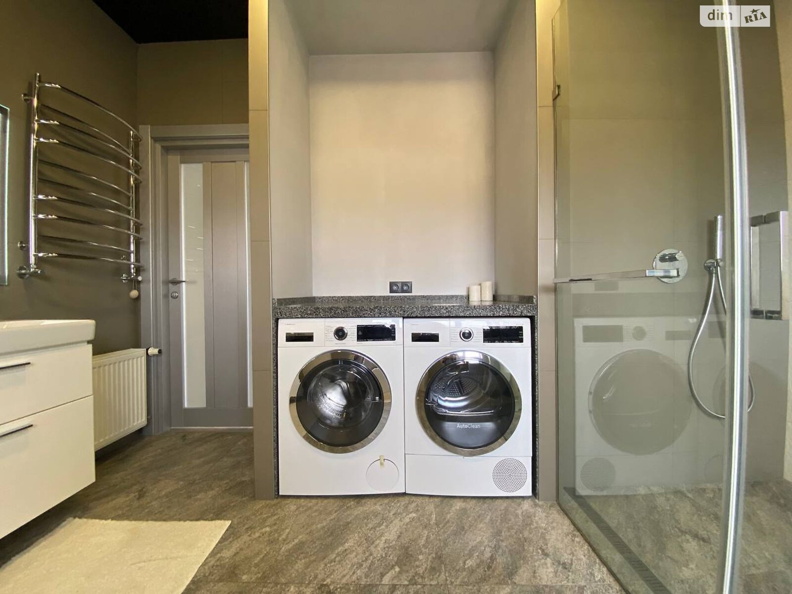 двухэтажный дом с мебелью, 160 кв. м, кирпич. Продажа в Любимовке фото 1 двухэтажный дом с мебелью, 160 кв. м, кирпич. Продажа в Любимовке фото 1