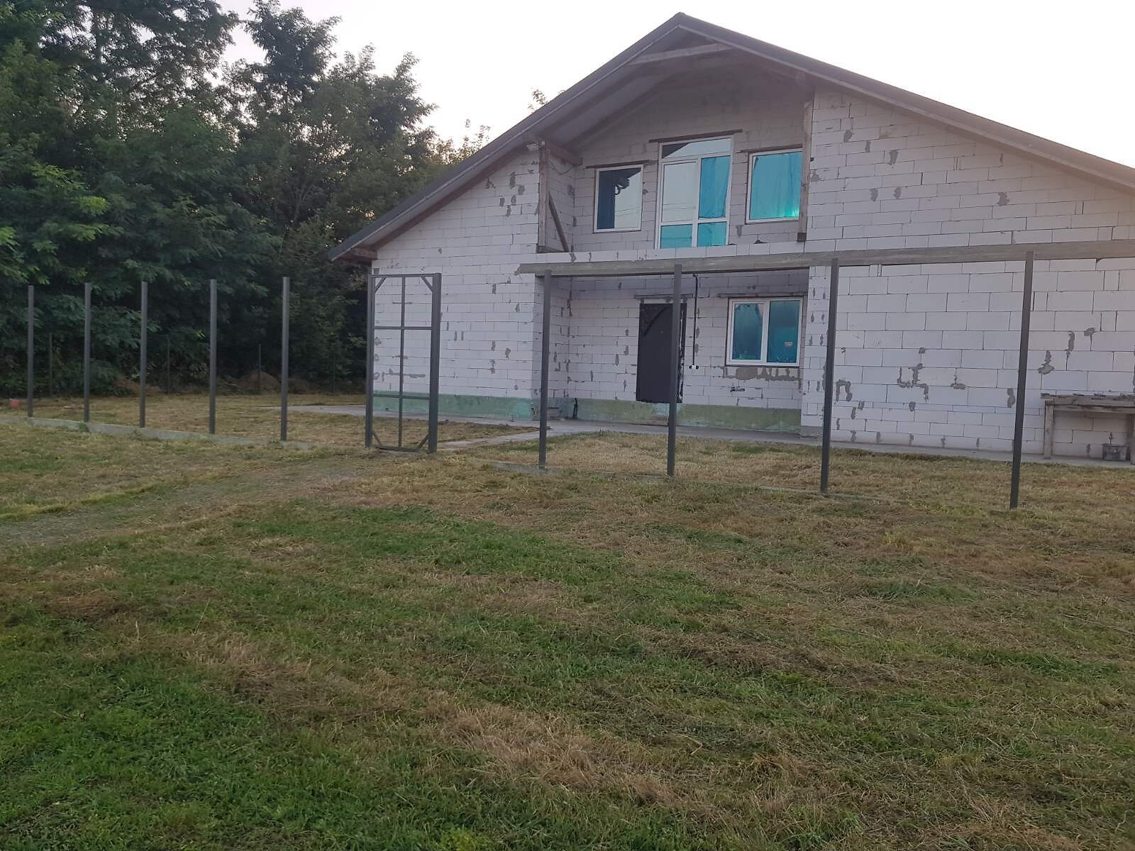 двухэтажный дом, 260 кв. м, пеноблок. Продажа в Любомировке фото 1 двухэтажный дом, 260 кв. м, пеноблок. Продажа в Любомировке фото 1