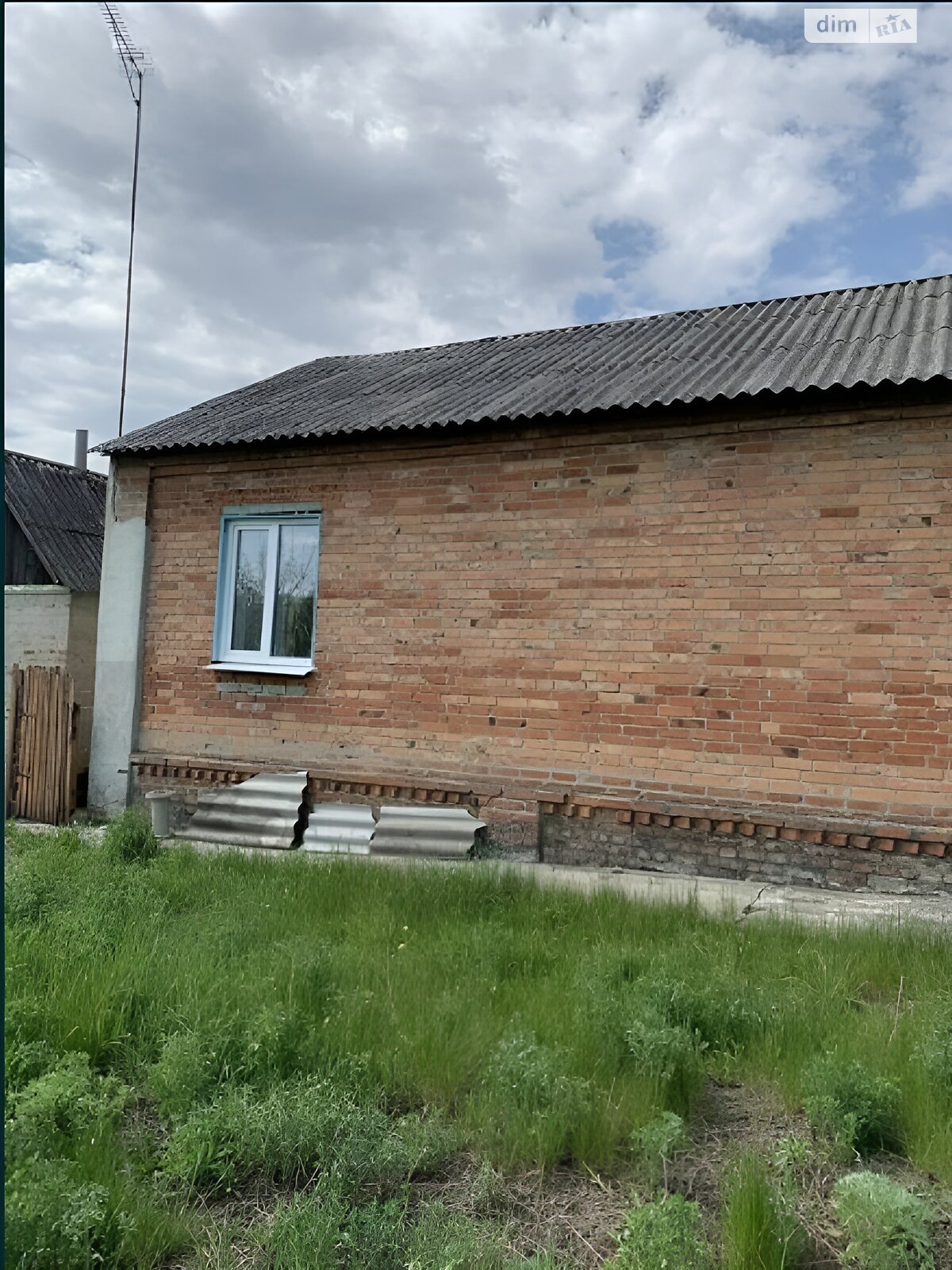 одноэтажный дом с отоплением, 69.8 кв. м, кирпич. Продажа в Люботине район Люботин фото 1 одноэтажный дом с отоплением, 69.8 кв. м, кирпич. Продажа в Люботине район Люботин фото 1