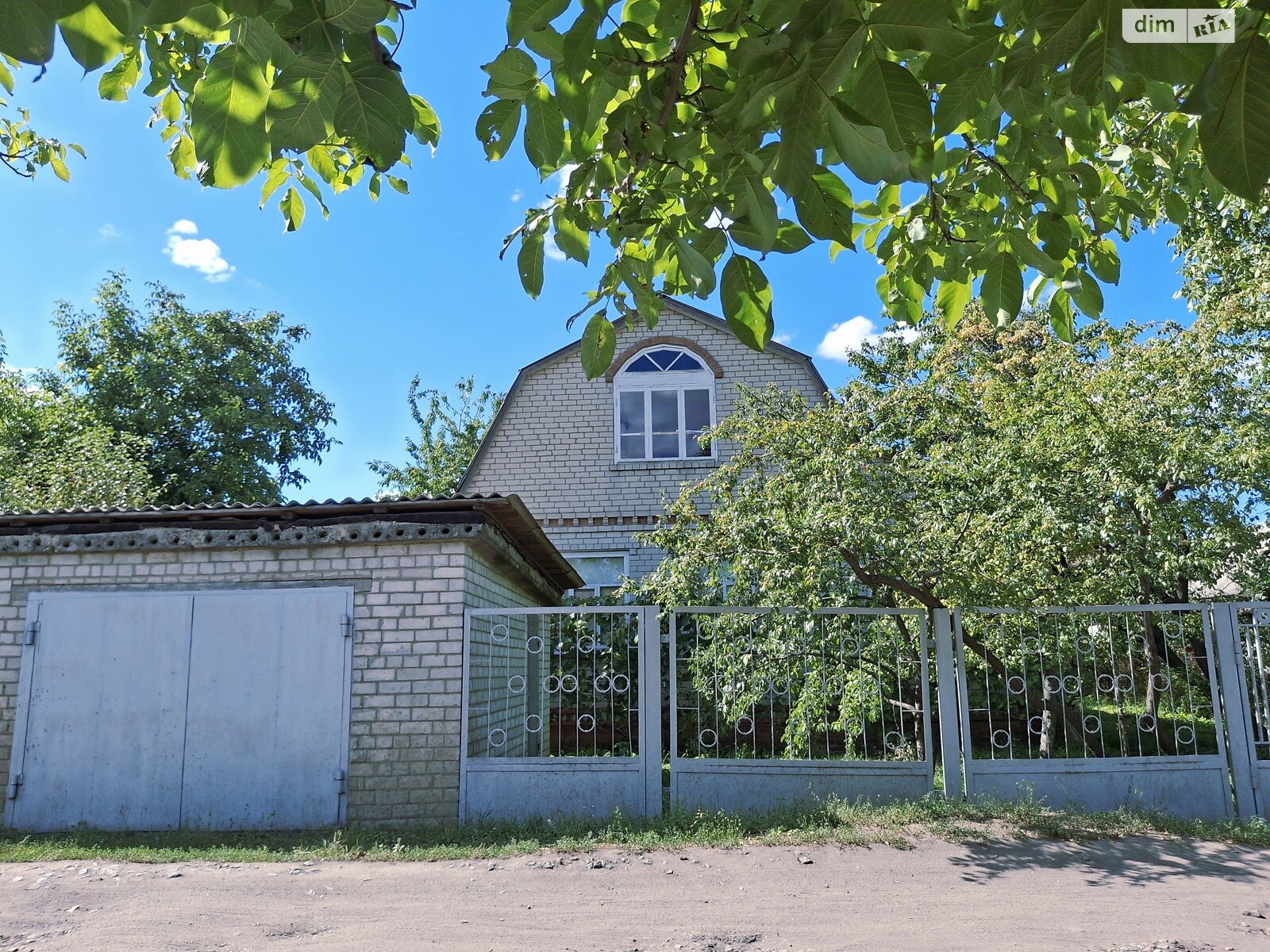 двоповерховий будинок з гаражем, 102.4 кв. м, цегла. Продаж в Люботині, район Люботин фото 1 двоповерховий будинок з гаражем, 102.4 кв. м, цегла. Продаж в Люботині, район Люботин фото 1