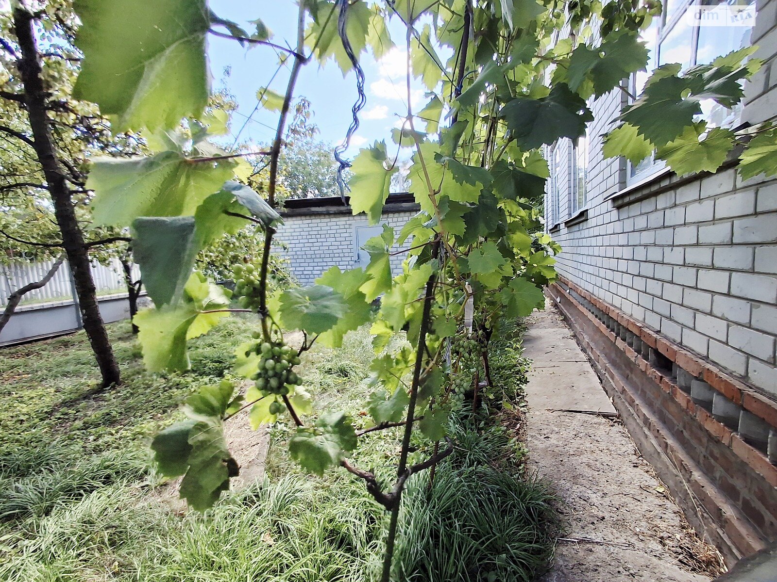 двоповерховий будинок з гаражем, 102.4 кв. м, цегла. Продаж в Люботині, район Люботин фото 1 двоповерховий будинок з гаражем, 102.4 кв. м, цегла. Продаж в Люботині, район Люботин фото 1