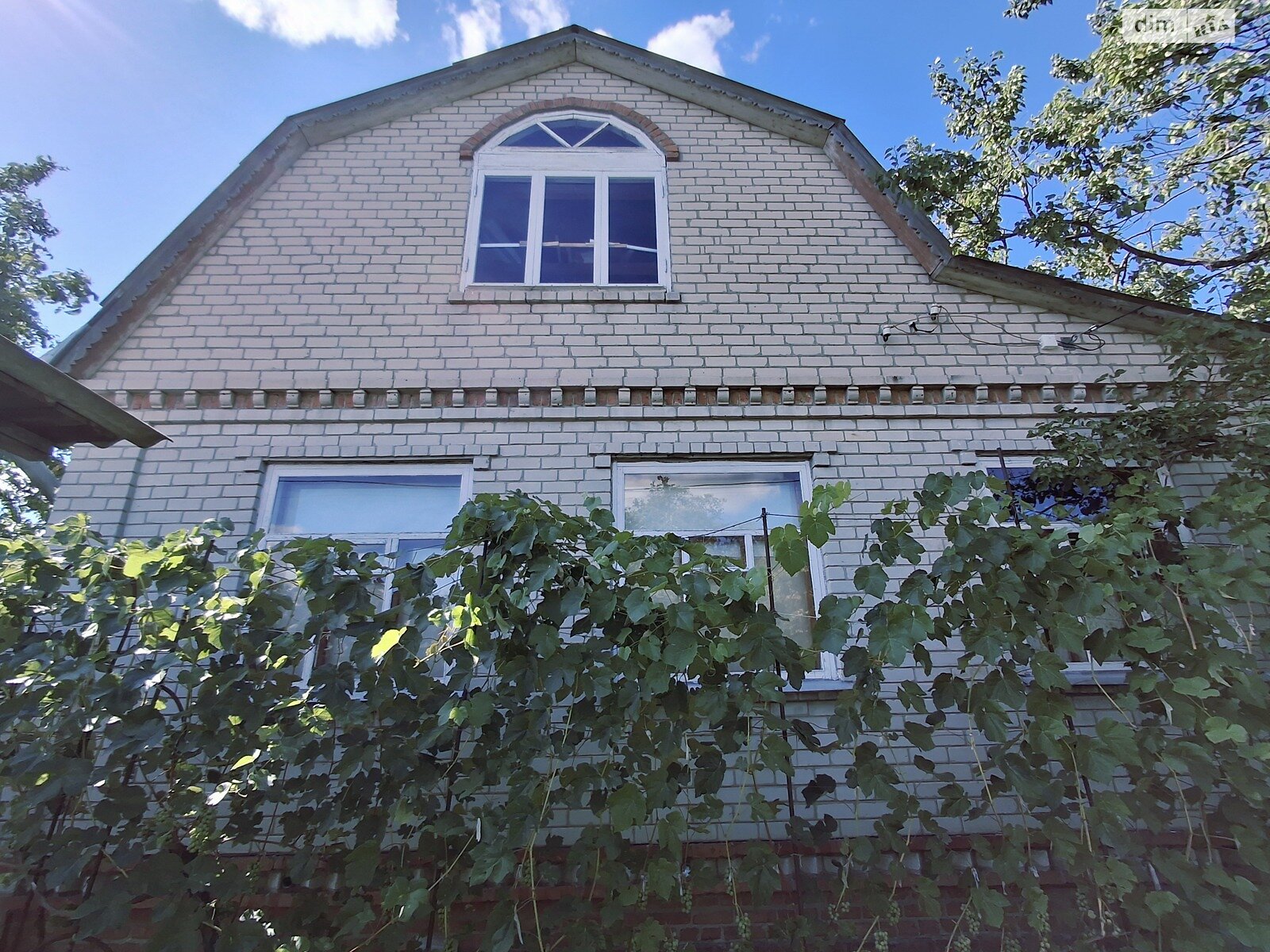 двоповерховий будинок з гаражем, 102.4 кв. м, цегла. Продаж в Люботині, район Люботин фото 1 двоповерховий будинок з гаражем, 102.4 кв. м, цегла. Продаж в Люботині, район Люботин фото 1