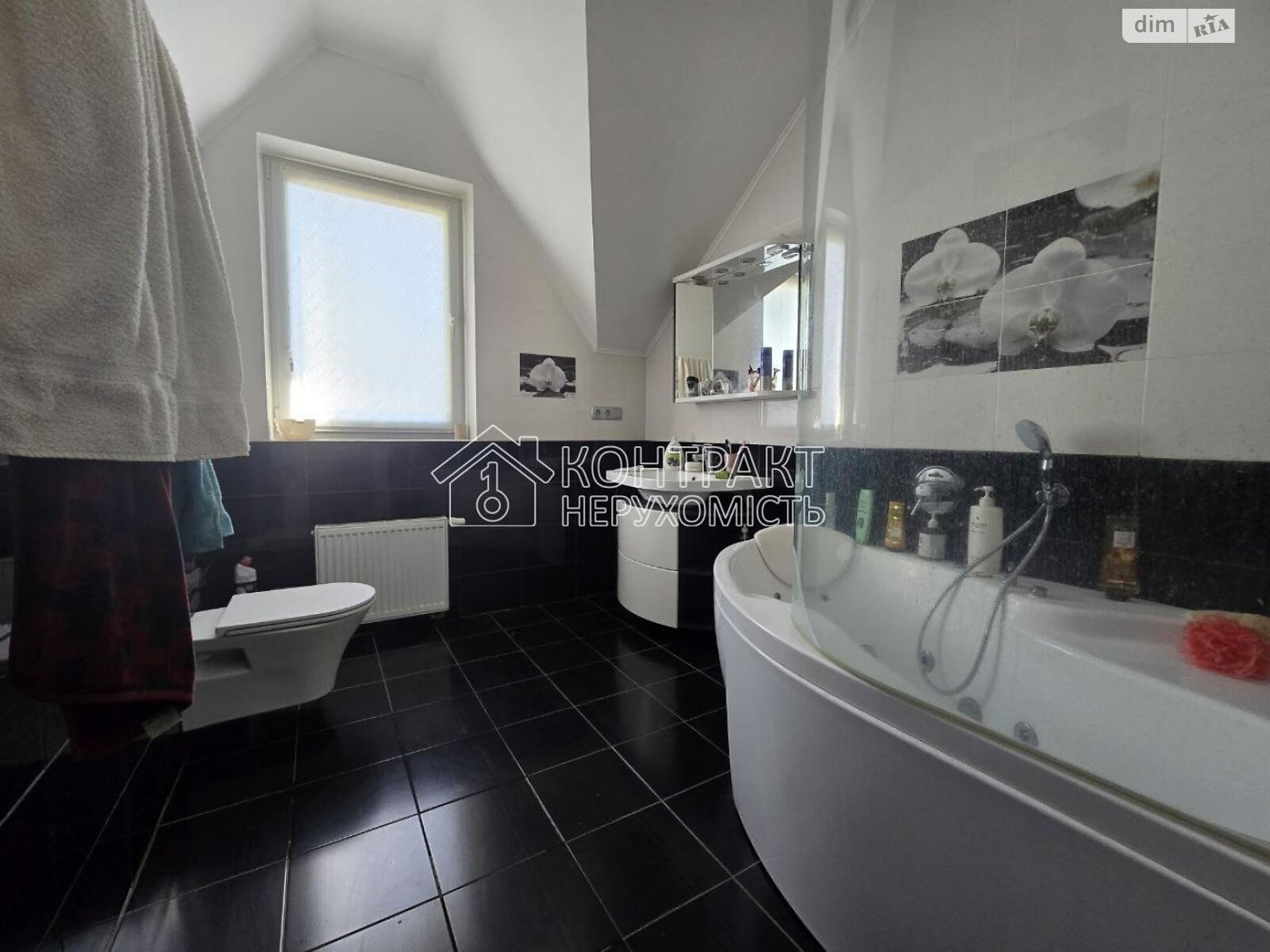 двоповерховий будинок, 199 кв. м, кирпич. Продаж у Люботині фото 1 двоповерховий будинок, 199 кв. м, кирпич. Продаж у Люботині фото 1