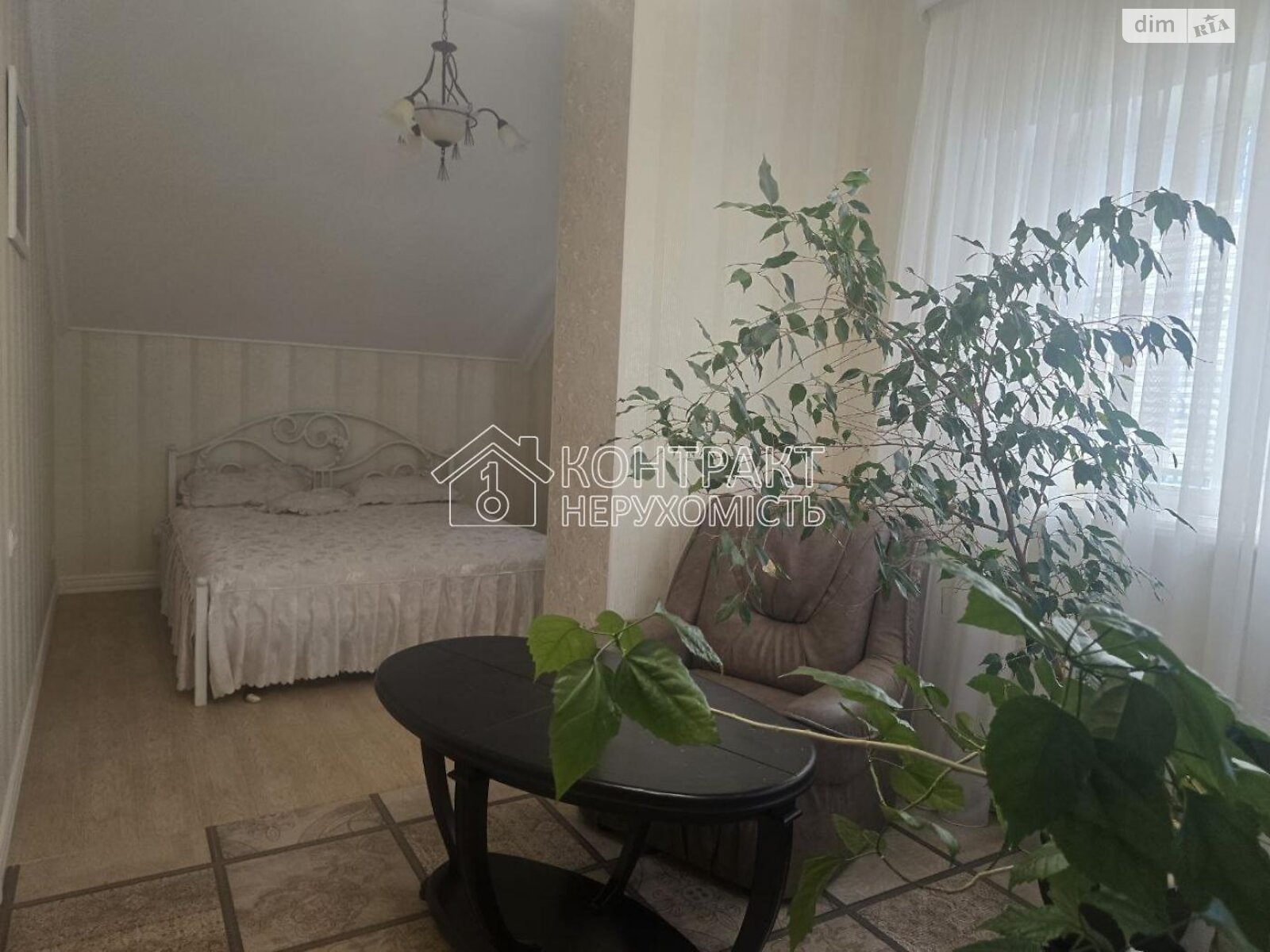 двоповерховий будинок, 199 кв. м, кирпич. Продаж у Люботині фото 1 двоповерховий будинок, 199 кв. м, кирпич. Продаж у Люботині фото 1