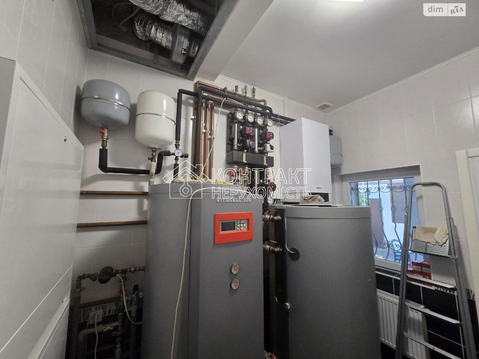 двоповерховий будинок, 199 кв. м, кирпич. Продаж у Люботині фото 1 двоповерховий будинок, 199 кв. м, кирпич. Продаж у Люботині фото 1