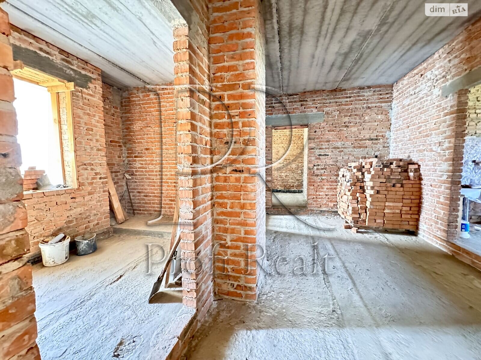 одноэтажный дом с гаражом, 150 кв. м, кирпич. Продажа в Лютиже фото 1 одноэтажный дом с гаражом, 150 кв. м, кирпич. Продажа в Лютиже фото 1