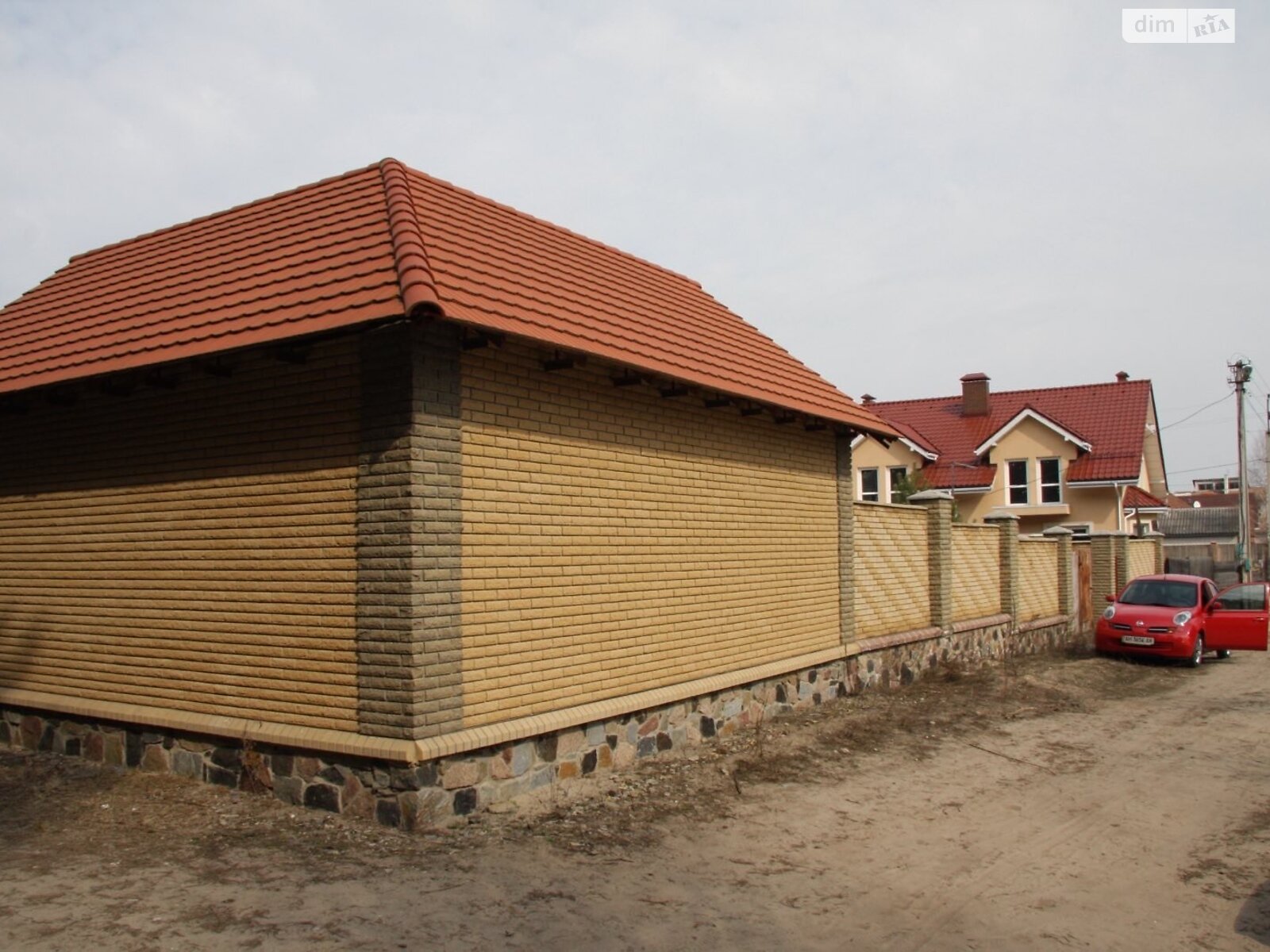 двоповерховий будинок з гаражем, 405 кв. м, цегла. Продаж у Лютіжі фото 1 двоповерховий будинок з гаражем, 405 кв. м, цегла. Продаж у Лютіжі фото 1