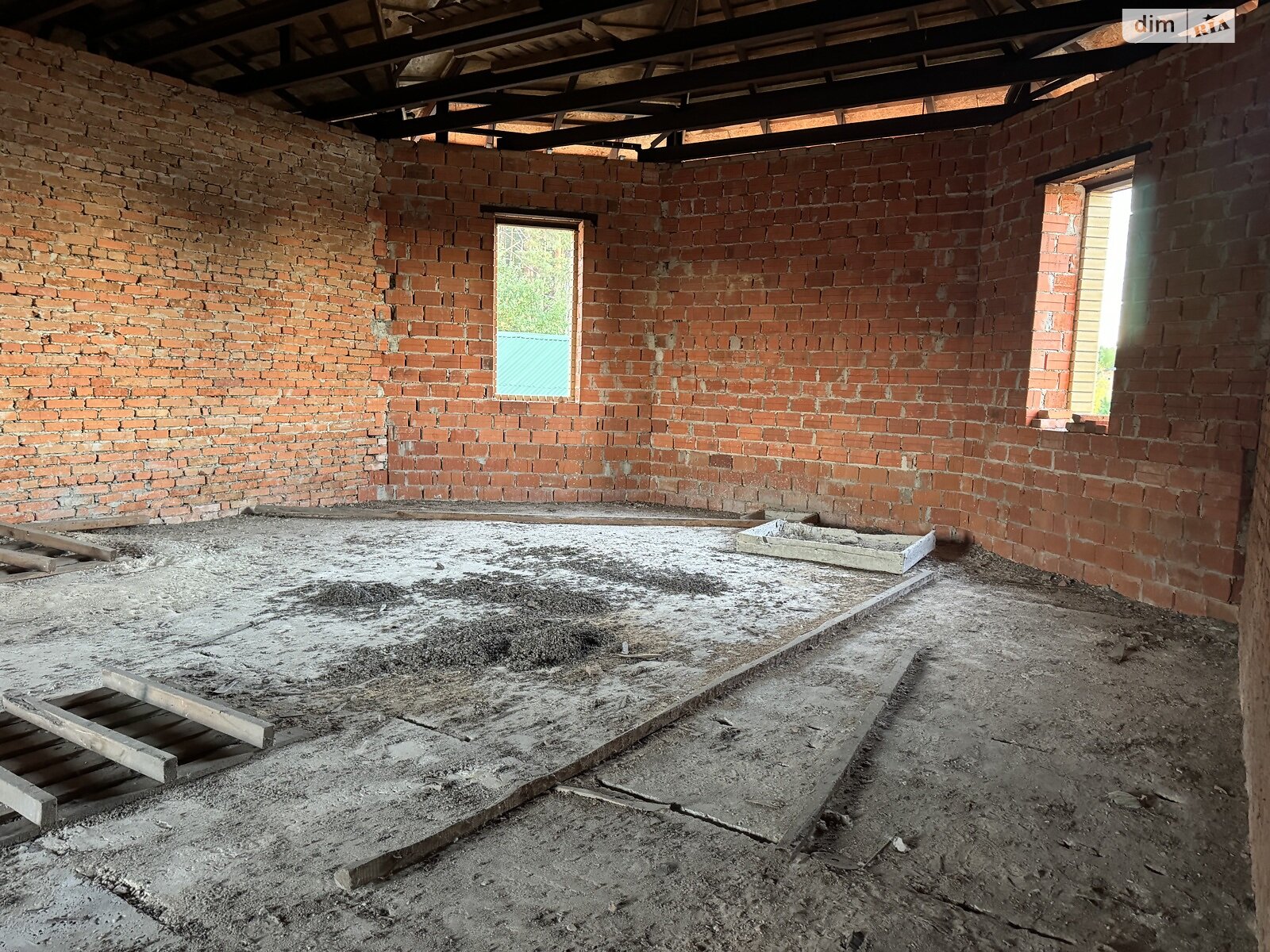 двоповерховий будинок з гаражем, 405 кв. м, цегла. Продаж у Лютіжі фото 1 двоповерховий будинок з гаражем, 405 кв. м, цегла. Продаж у Лютіжі фото 1