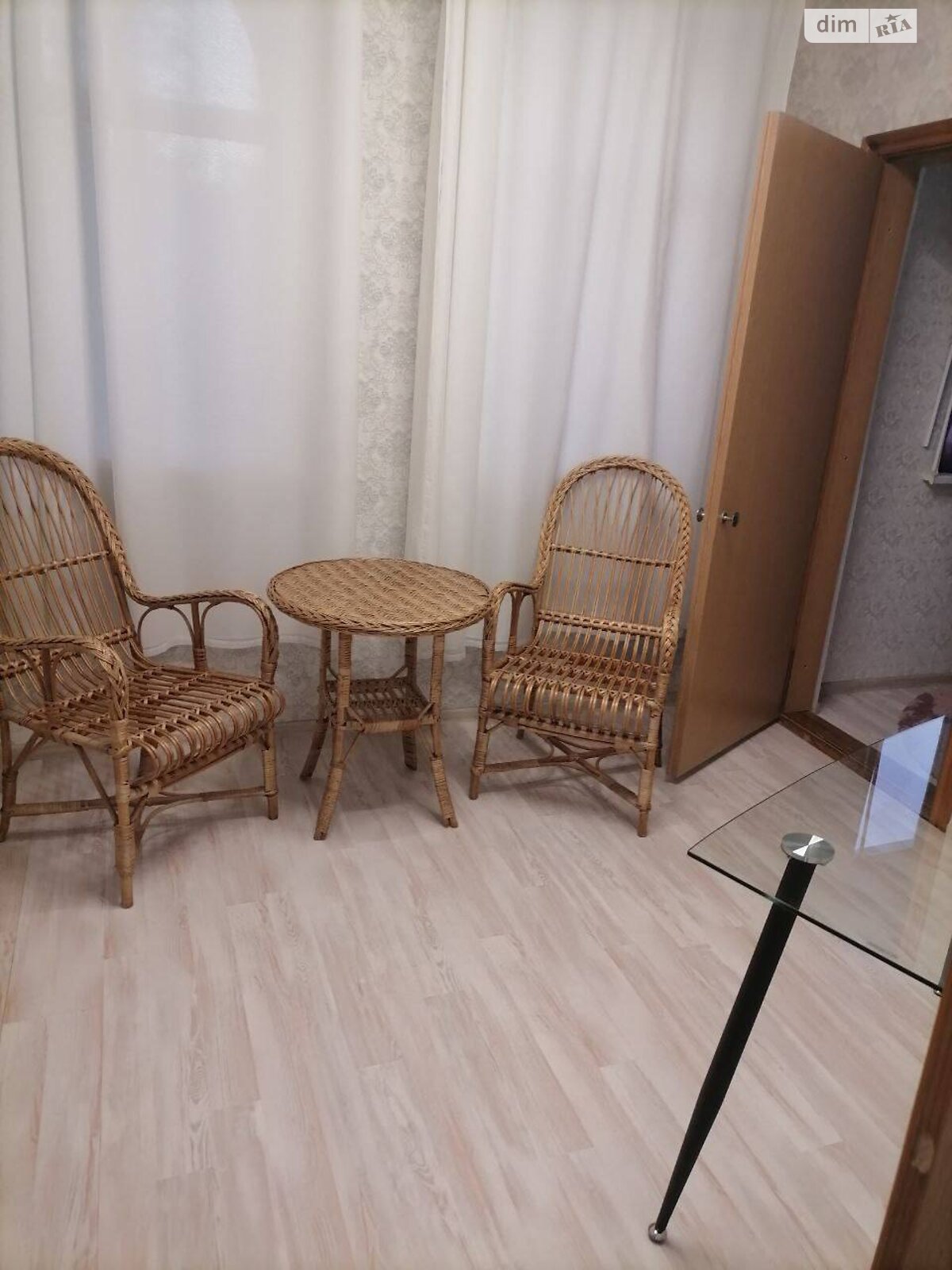 трехэтажный дом с ремонтом, 150 кв. м, кирпич. Продажа в Лютиже фото 1 трехэтажный дом с ремонтом, 150 кв. м, кирпич. Продажа в Лютиже фото 1