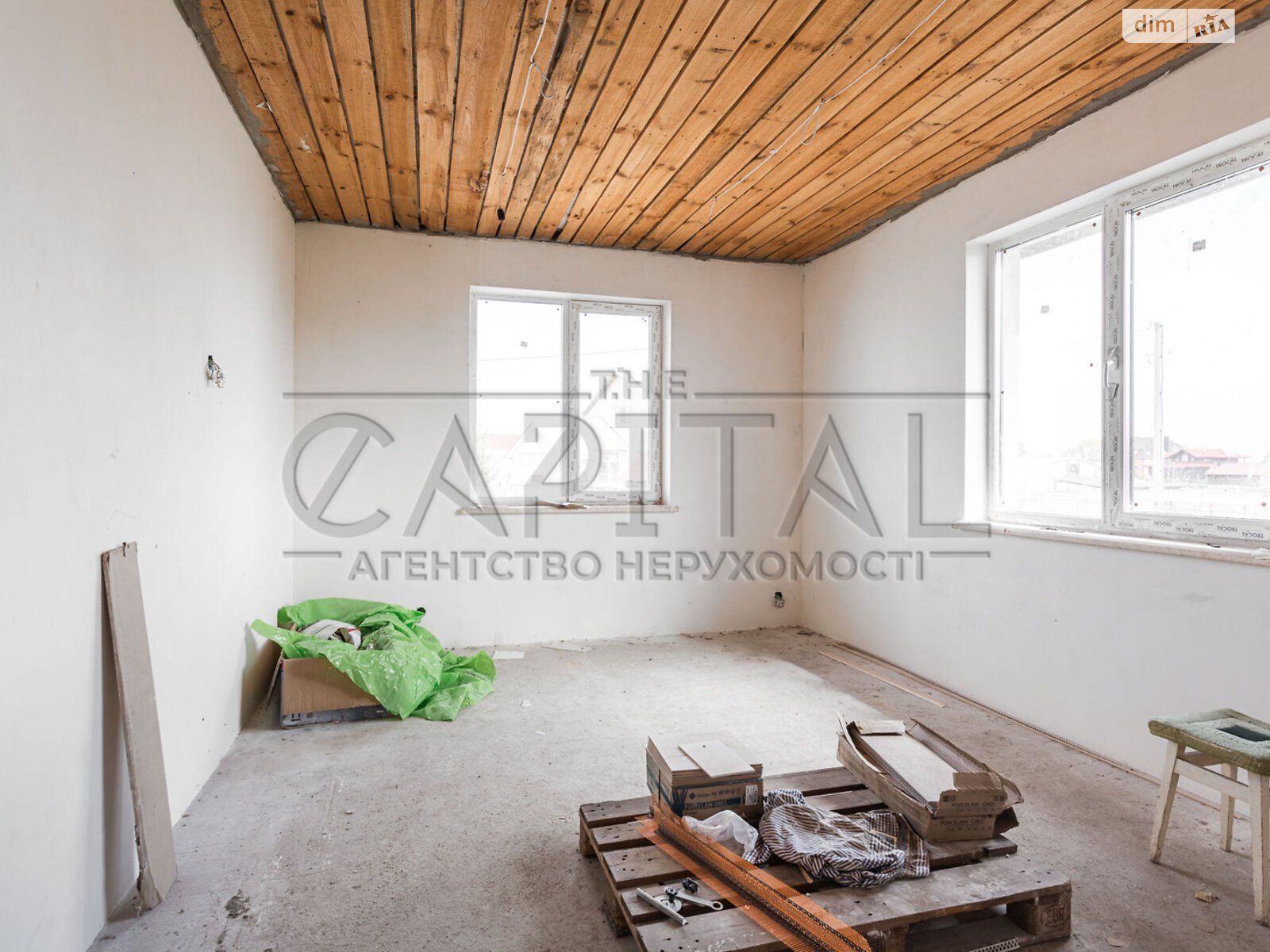 одноэтажный дом с гаражом, 350 кв. м, кирпич. Продажа в Лютиже фото 1 одноэтажный дом с гаражом, 350 кв. м, кирпич. Продажа в Лютиже фото 1