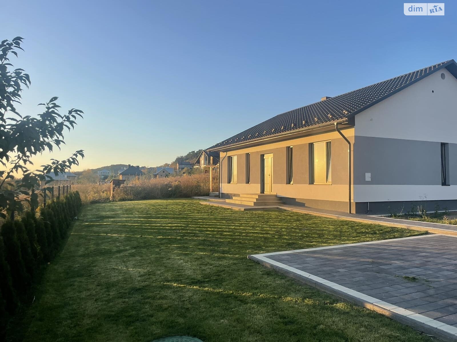 одноповерховий будинок, 105 кв. м, цегла. Продаж у Магалі фото 1