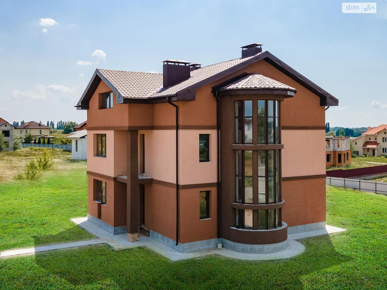 триповерховий будинок, 350 кв. м, кирпич. Продаж в Макарові, район Березівка фото 1