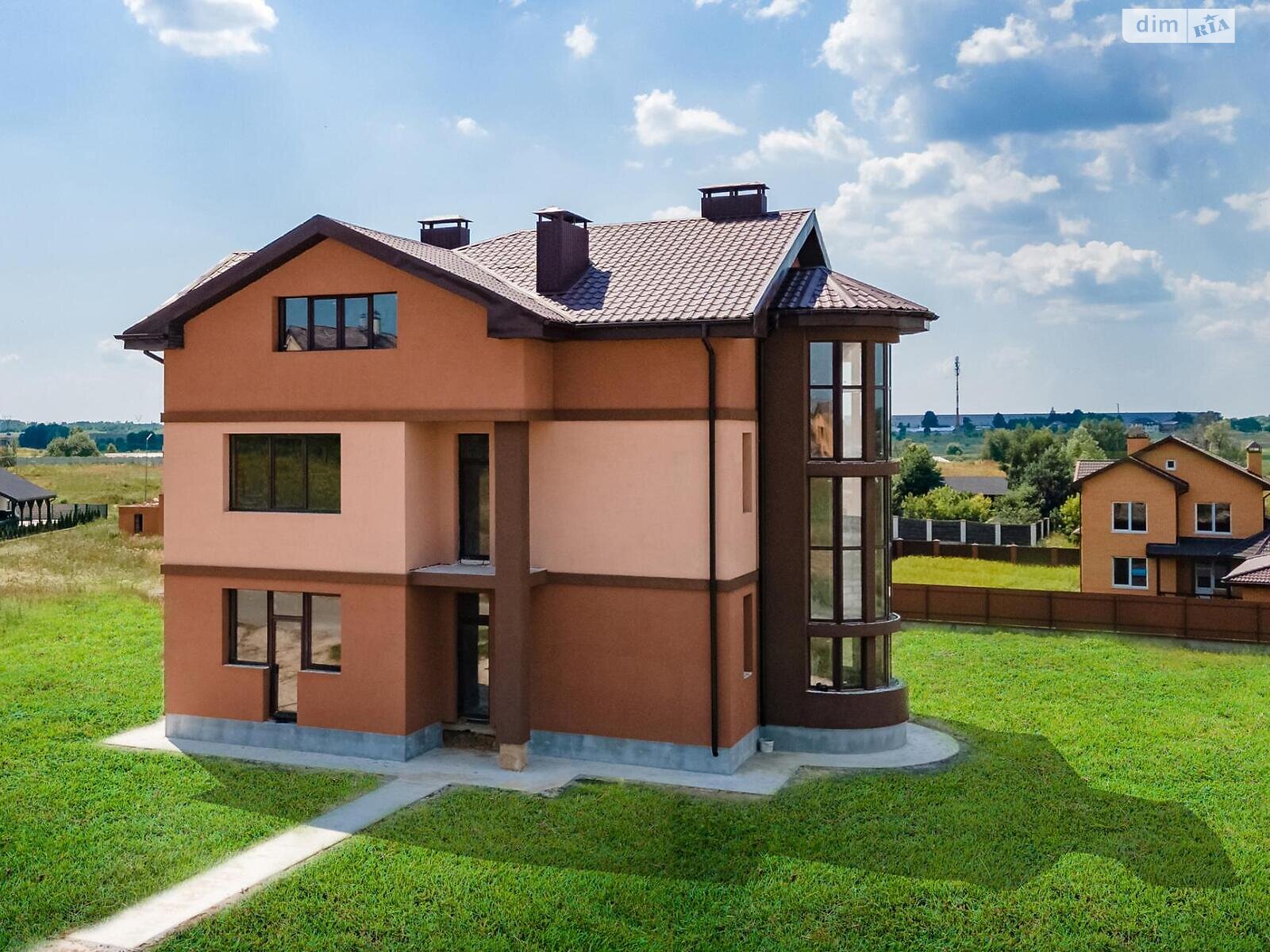 триповерховий будинок, 350 кв. м, кирпич. Продаж в Макарові, район Березівка фото 1