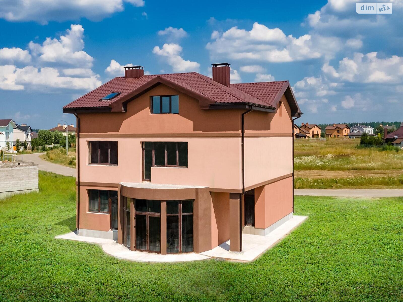 триповерховий будинок, 350 кв. м, кирпич. Продаж в Макарові, район Березівка фото 1