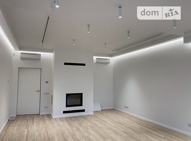 двухэтажный дом с камином, 300 кв. м, кирпич. Продажа в Колонщине (Киевская обл.) фото 1 двухэтажный дом с камином, 300 кв. м, кирпич. Продажа в Колонщине (Киевская обл.) фото 1