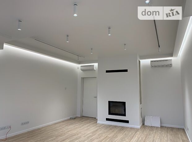 двухэтажный дом с камином, 300 кв. м, кирпич. Продажа в Колонщине (Киевская обл.) фото 1 двухэтажный дом с камином, 300 кв. м, кирпич. Продажа в Колонщине (Киевская обл.) фото 1