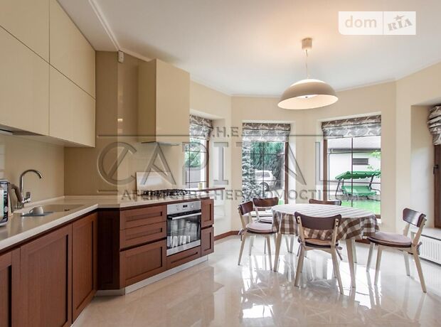 двухэтажный дом с камином, 293 кв. м, кирпич. Продажа в Мотижине (Киевская обл.) фото 1 двухэтажный дом с камином, 293 кв. м, кирпич. Продажа в Мотижине (Киевская обл.) фото 1