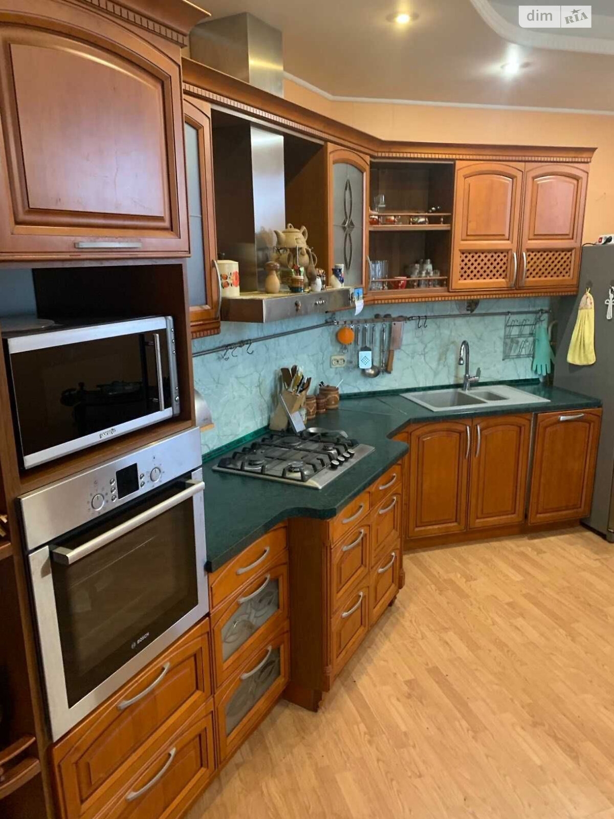 двоповерховий будинок з гаражем, 270 кв. м, цегла. Продаж у Маковищі фото 1 двоповерховий будинок з гаражем, 270 кв. м, цегла. Продаж у Маковищі фото 1