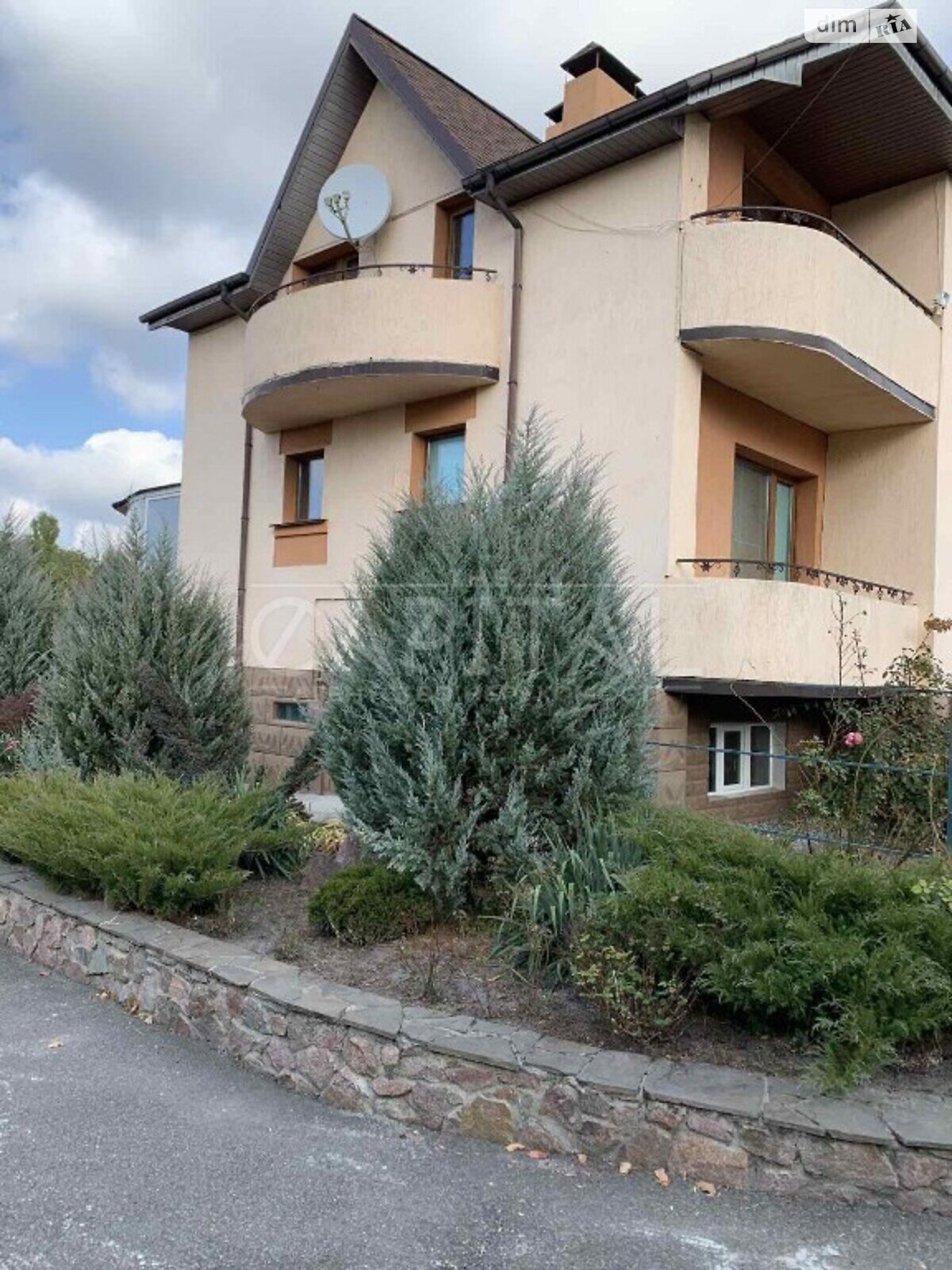 двухэтажный дом, 250 кв. м, кирпич. Продажа в Маковище фото 1 двухэтажный дом, 250 кв. м, кирпич. Продажа в Маковище фото 1
