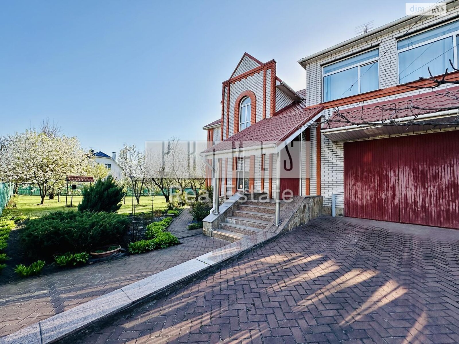 двухэтажный дом с верандой, 302.5 кв. м, кирпич. Продажа в Малой Александровке фото 1 двухэтажный дом с верандой, 302.5 кв. м, кирпич. Продажа в Малой Александровке фото 1
