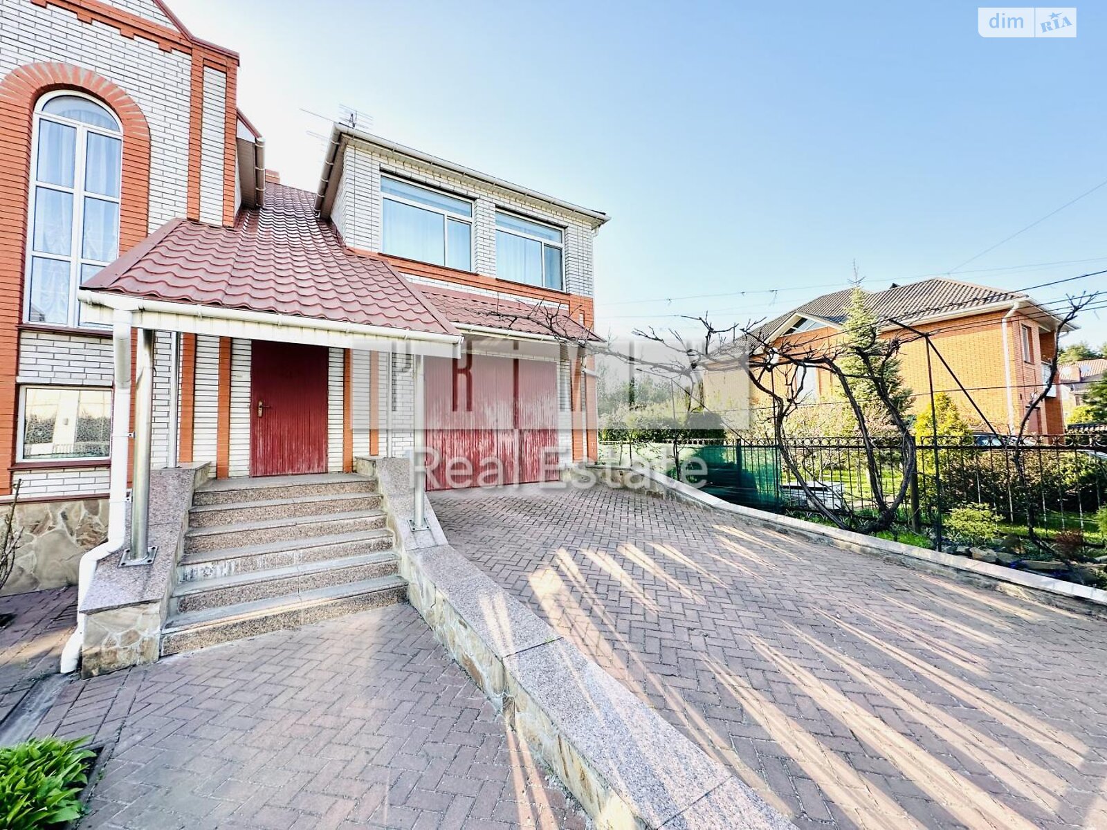 двухэтажный дом с верандой, 302.5 кв. м, кирпич. Продажа в Малой Александровке фото 1 двухэтажный дом с верандой, 302.5 кв. м, кирпич. Продажа в Малой Александровке фото 1
