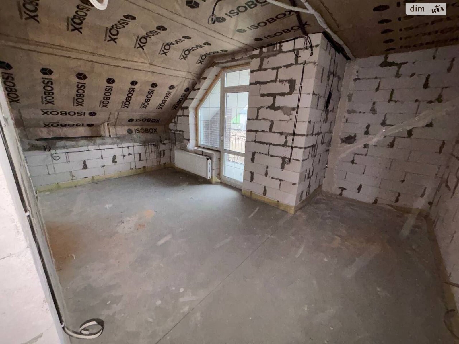 трехэтажный дом с отоплением, 179.5 кв. м, газобетон. Продажа в Малой Александровке фото 1 трехэтажный дом с отоплением, 179.5 кв. м, газобетон. Продажа в Малой Александровке фото 1