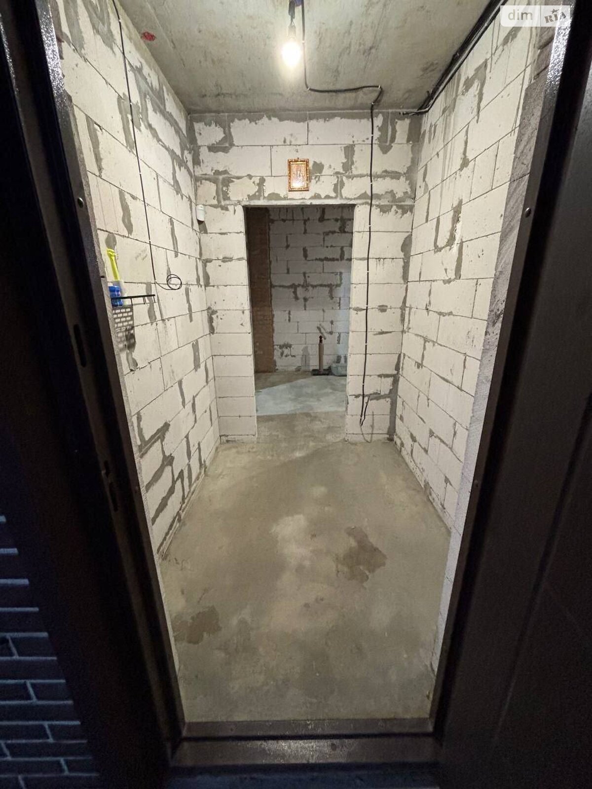 трехэтажный дом с отоплением, 179.5 кв. м, газобетон. Продажа в Малой Александровке фото 1 трехэтажный дом с отоплением, 179.5 кв. м, газобетон. Продажа в Малой Александровке фото 1