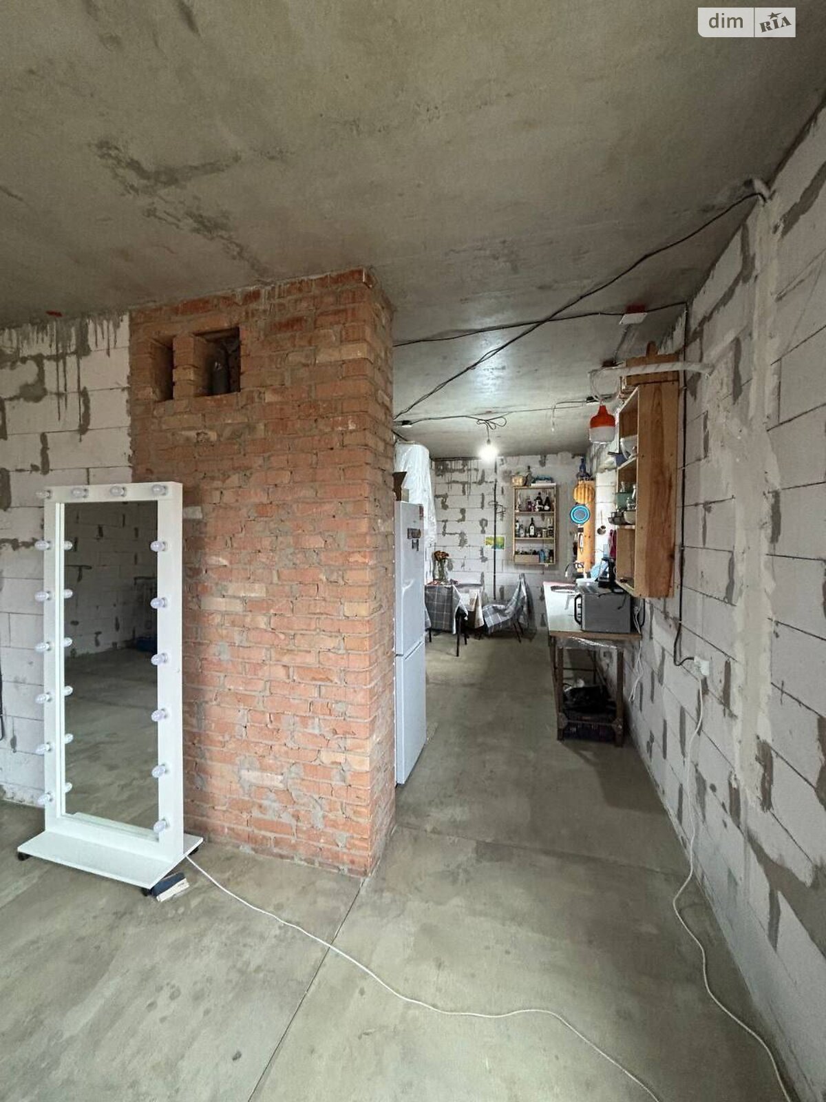 трехэтажный дом с отоплением, 179.5 кв. м, газобетон. Продажа в Малой Александровке фото 1 трехэтажный дом с отоплением, 179.5 кв. м, газобетон. Продажа в Малой Александровке фото 1