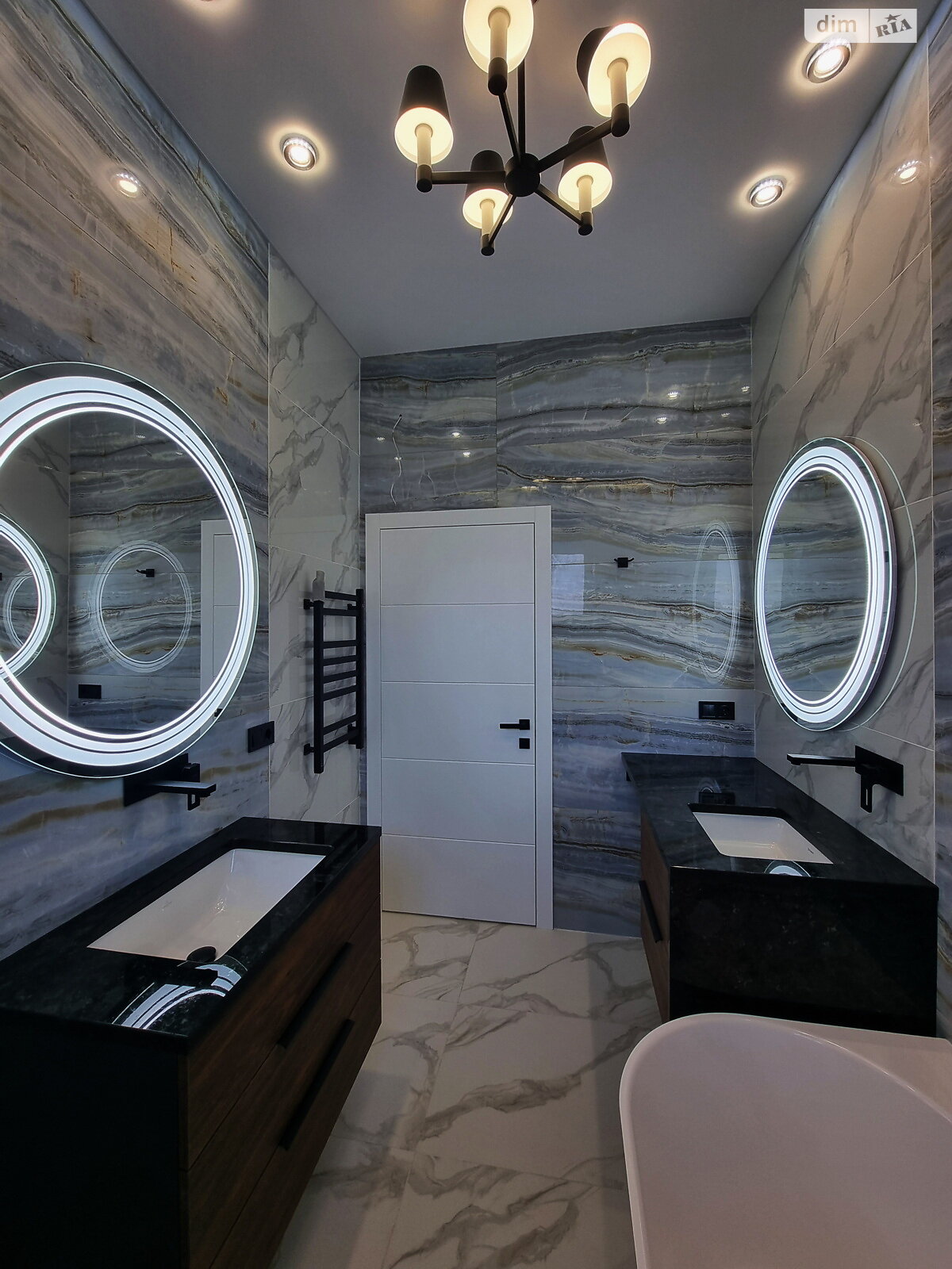 одноэтажный дом с отоплением, 140 кв. м, пеноблок. Продажа в Малой Даниловке фото 1