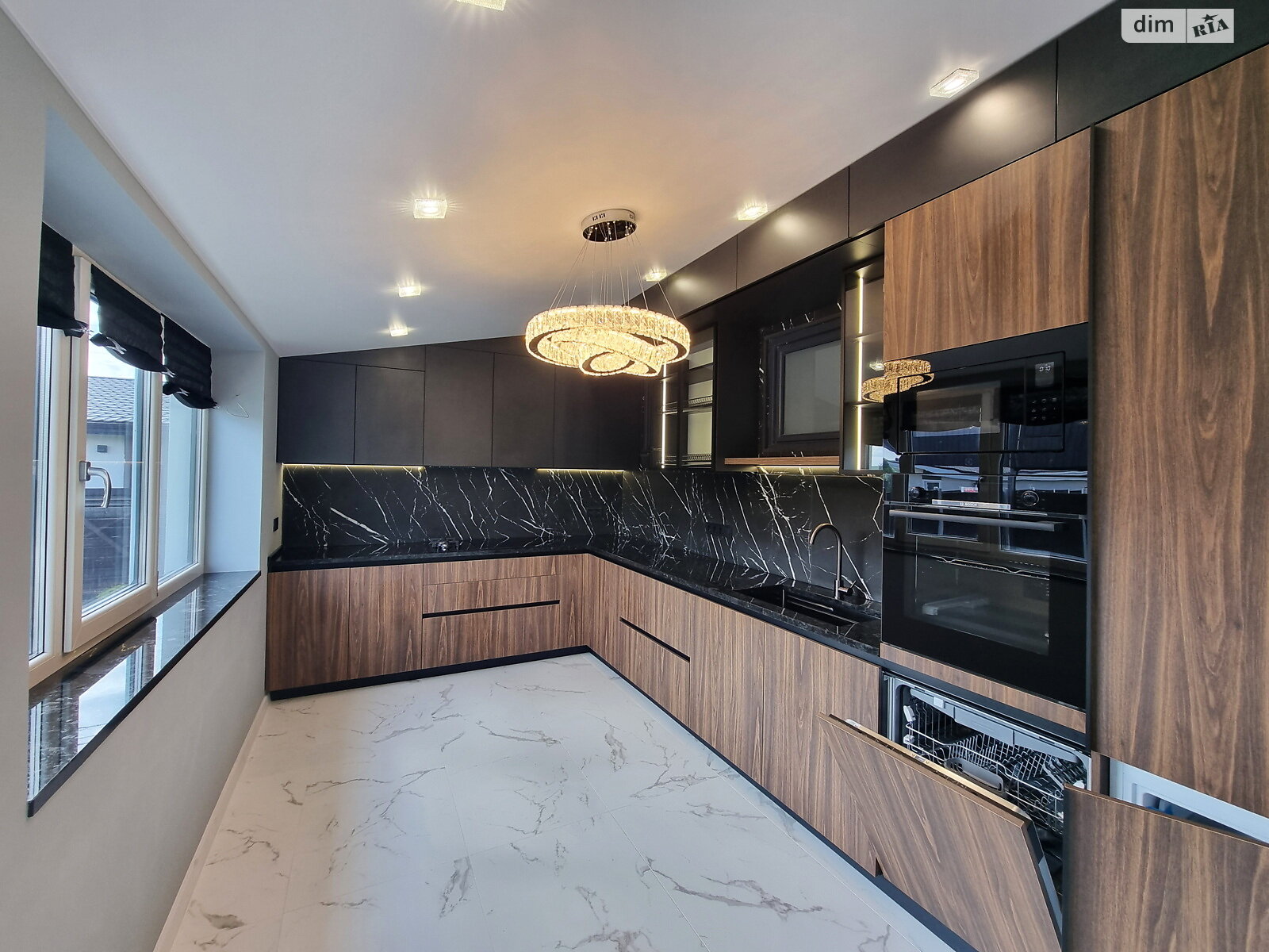 одноэтажный дом с отоплением, 140 кв. м, пеноблок. Продажа в Малой Даниловке фото 1