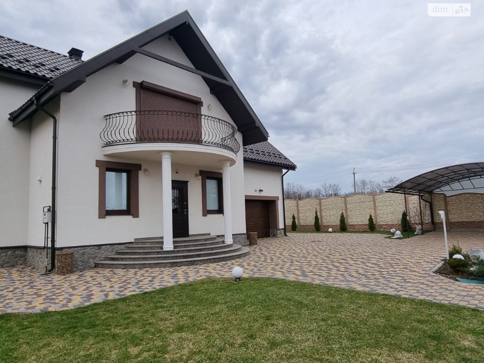 двухэтажный дом с верандой, 200 кв. м, кирпич. Продажа в Малой Даниловке фото 1 двухэтажный дом с верандой, 200 кв. м, кирпич. Продажа в Малой Даниловке фото 1