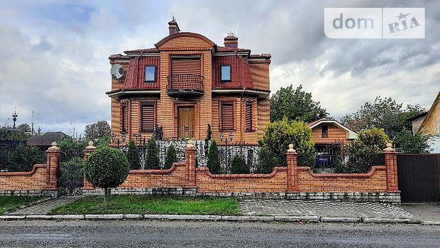 трехэтажный дом с камином, 295 кв. м, пеноблок. Продажа в Малине район Малин фото 1 трехэтажный дом с камином, 295 кв. м, пеноблок. Продажа в Малине район Малин фото 1