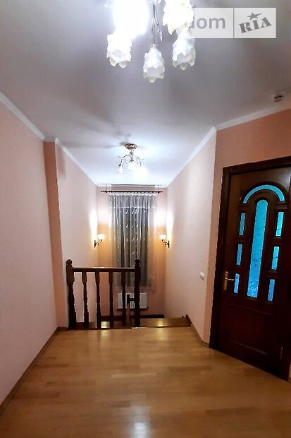 трехэтажный дом с камином, 295 кв. м, пеноблок. Продажа в Малине район Малин фото 1 трехэтажный дом с камином, 295 кв. м, пеноблок. Продажа в Малине район Малин фото 1