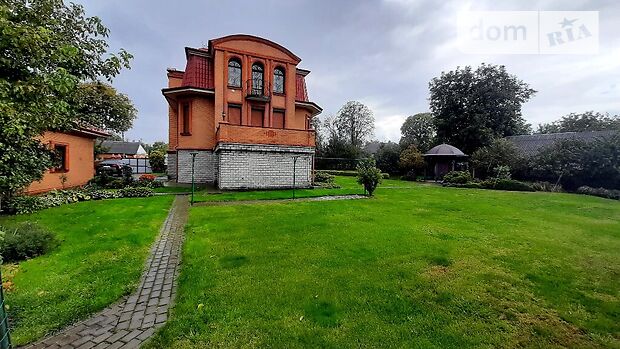 трехэтажный дом с камином, 295 кв. м, пеноблок. Продажа в Малине район Малин фото 1 трехэтажный дом с камином, 295 кв. м, пеноблок. Продажа в Малине район Малин фото 1