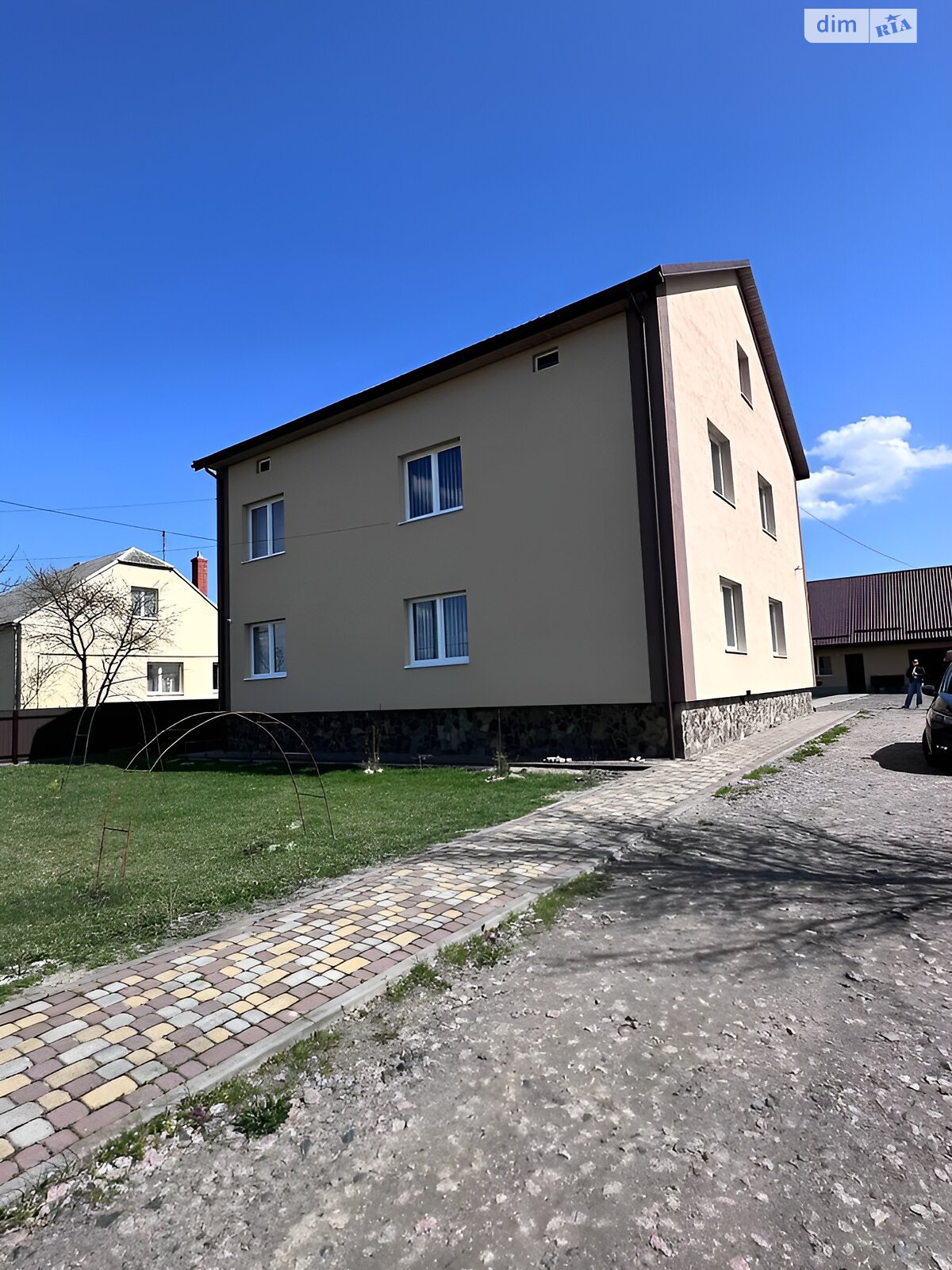 двухэтажный дом с гаражом, 288 кв. м, кирпич. Продажа в Малиновке фото 1 двухэтажный дом с гаражом, 288 кв. м, кирпич. Продажа в Малиновке фото 1
