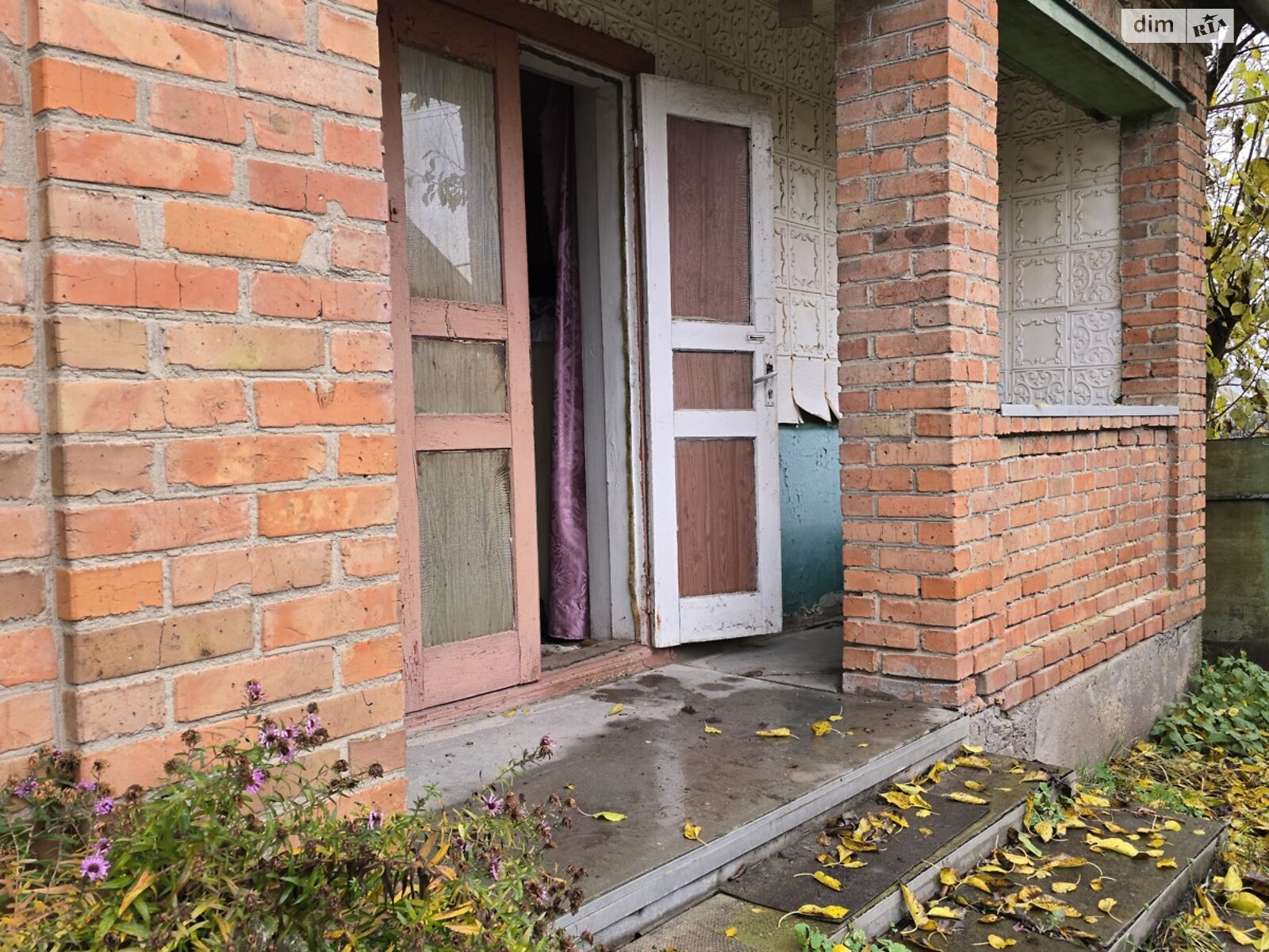 одноэтажный дом с верандой, 56.4 кв. м, кирпич. Продажа в Малых Крушлинцах фото 1 одноэтажный дом с верандой, 56.4 кв. м, кирпич. Продажа в Малых Крушлинцах фото 1