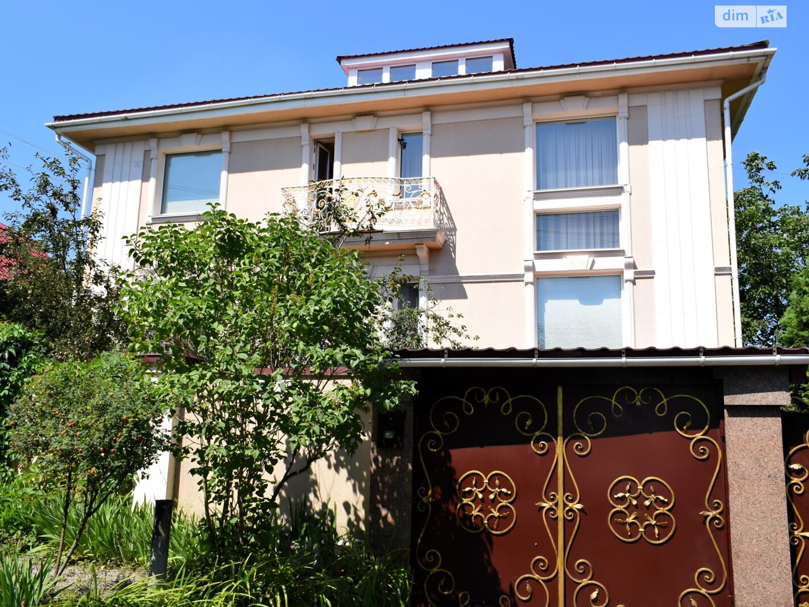 двоповерховий будинок з гаражем, 340 кв. м, цегла. Продаж у Малютянці фото 1 двоповерховий будинок з гаражем, 340 кв. м, цегла. Продаж у Малютянці фото 1