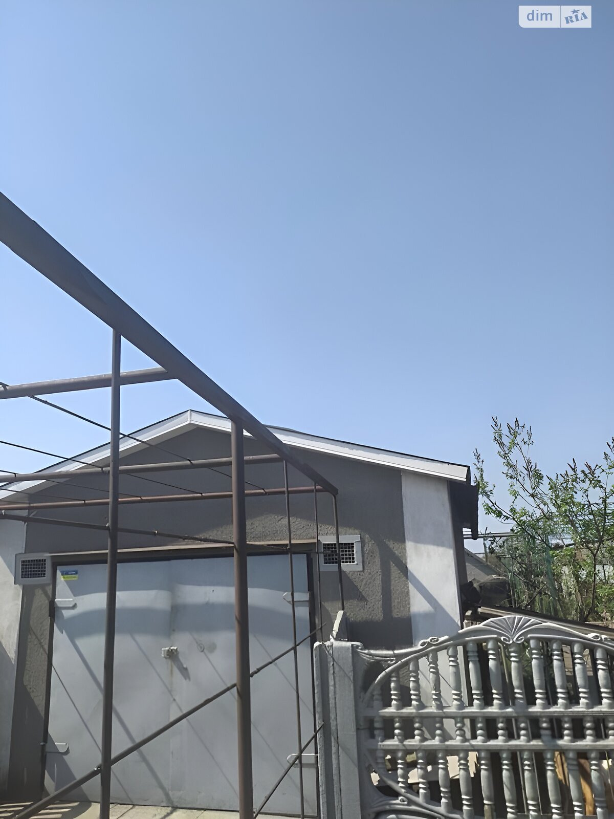 одноэтажный дом с гаражом, 83 кв. м, шлакоблок. Продажа в Марганце фото 1 одноэтажный дом с гаражом, 83 кв. м, шлакоблок. Продажа в Марганце фото 1