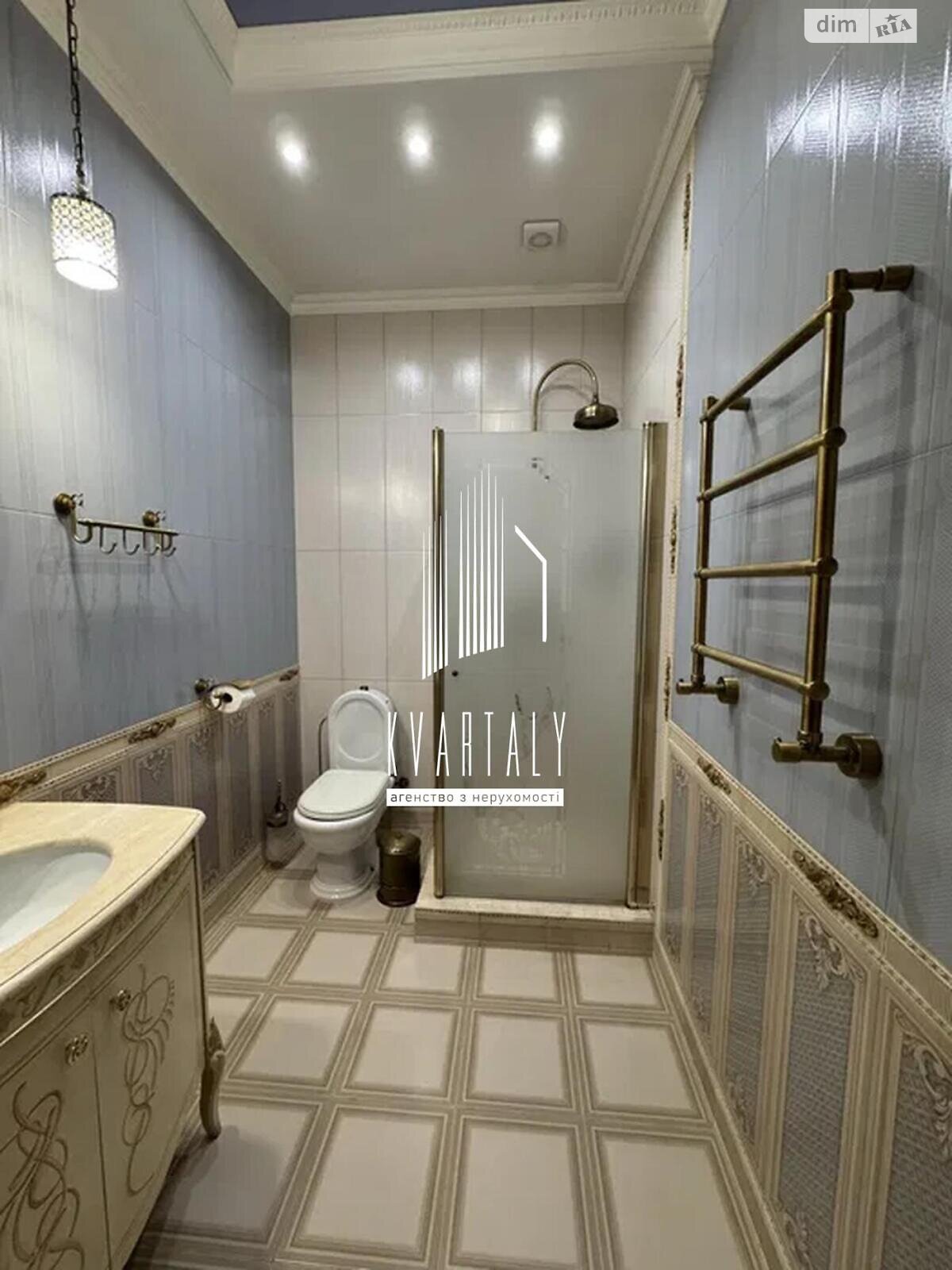 двухэтажный дом с гаражом, 324.5 кв. м, шлакоблок. Продажа в Мархалевке фото 1