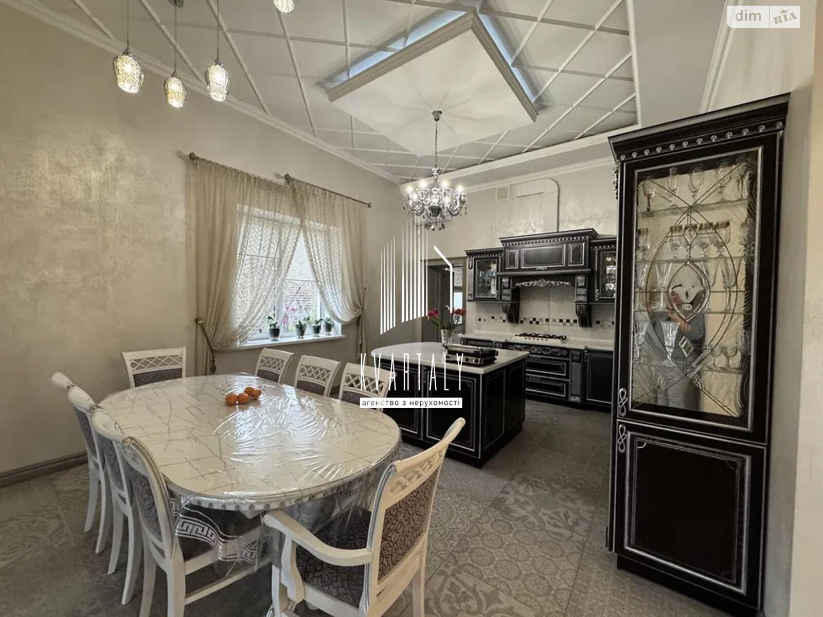 двухэтажный дом с гаражом, 324.5 кв. м, шлакоблок. Продажа в Мархалевке фото 1