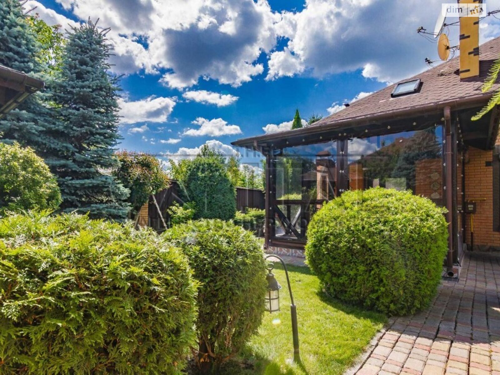 двухэтажный дом, 212 кв. м, кирпич. Продажа в Мархалевке фото 1 двухэтажный дом, 212 кв. м, кирпич. Продажа в Мархалевке фото 1
