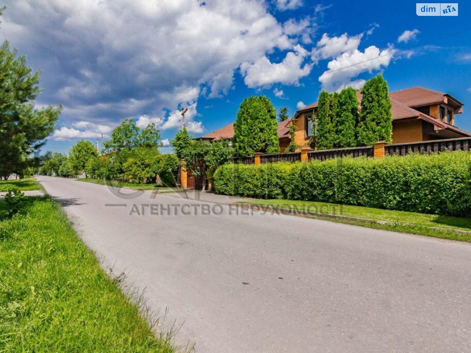 двухэтажный дом, 212 кв. м, кирпич. Продажа в Мархалевке фото 1 двухэтажный дом, 212 кв. м, кирпич. Продажа в Мархалевке фото 1