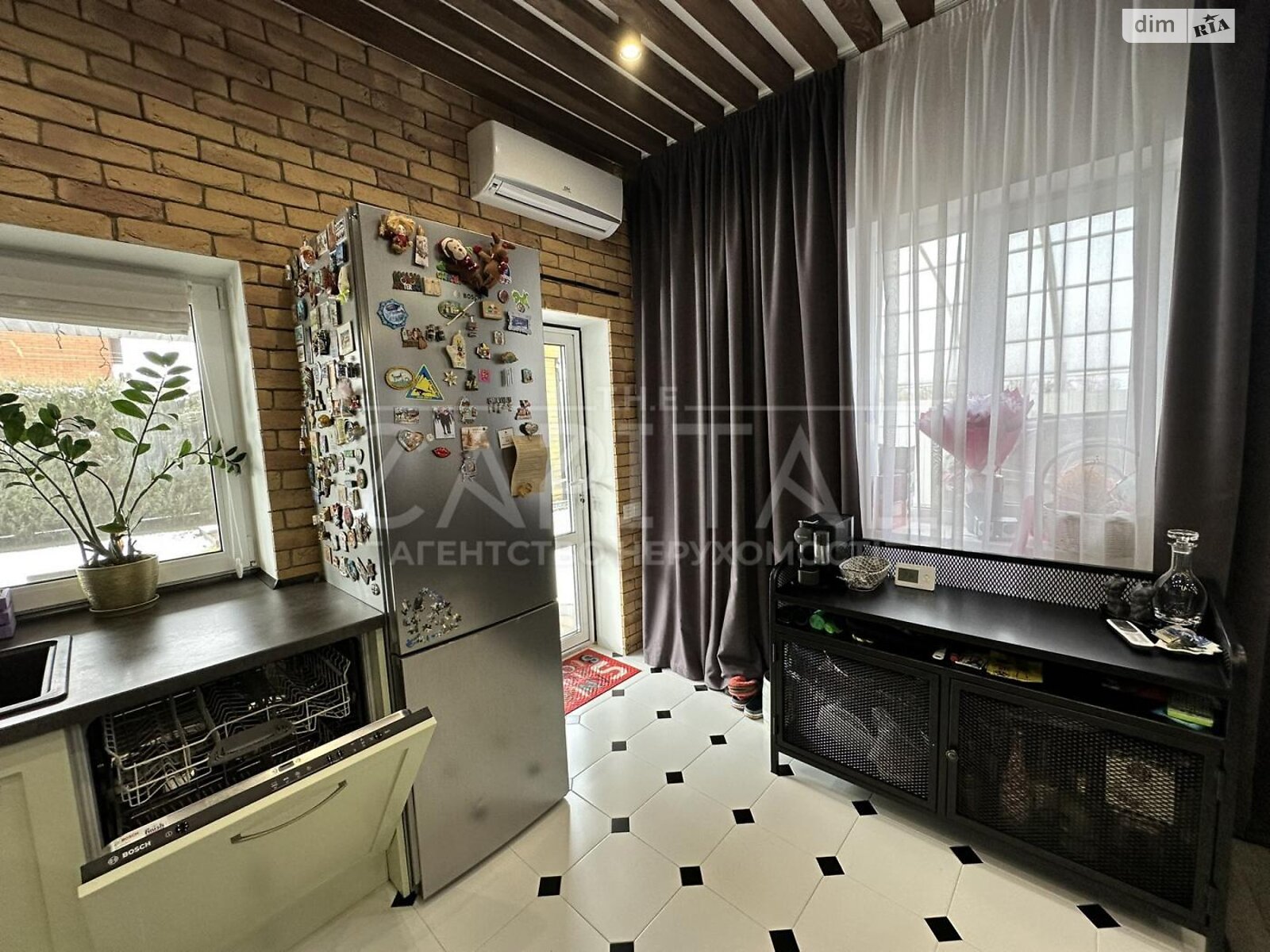 двоповерховий будинок з опаленням, 153 кв. м, цегла. Продаж у Мархалівці фото 1 двоповерховий будинок з опаленням, 153 кв. м, цегла. Продаж у Мархалівці фото 1