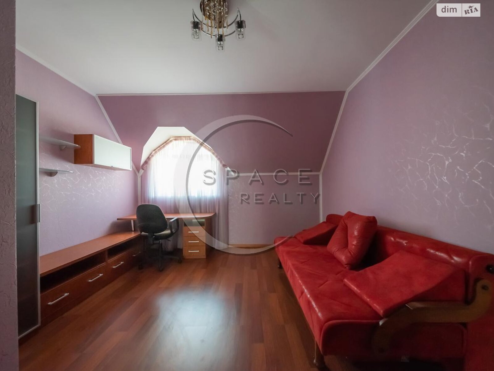 трехэтажный дом с гаражом, 460.5 кв. м, кирпич. Продажа в Мархалевке фото 1 трехэтажный дом с гаражом, 460.5 кв. м, кирпич. Продажа в Мархалевке фото 1