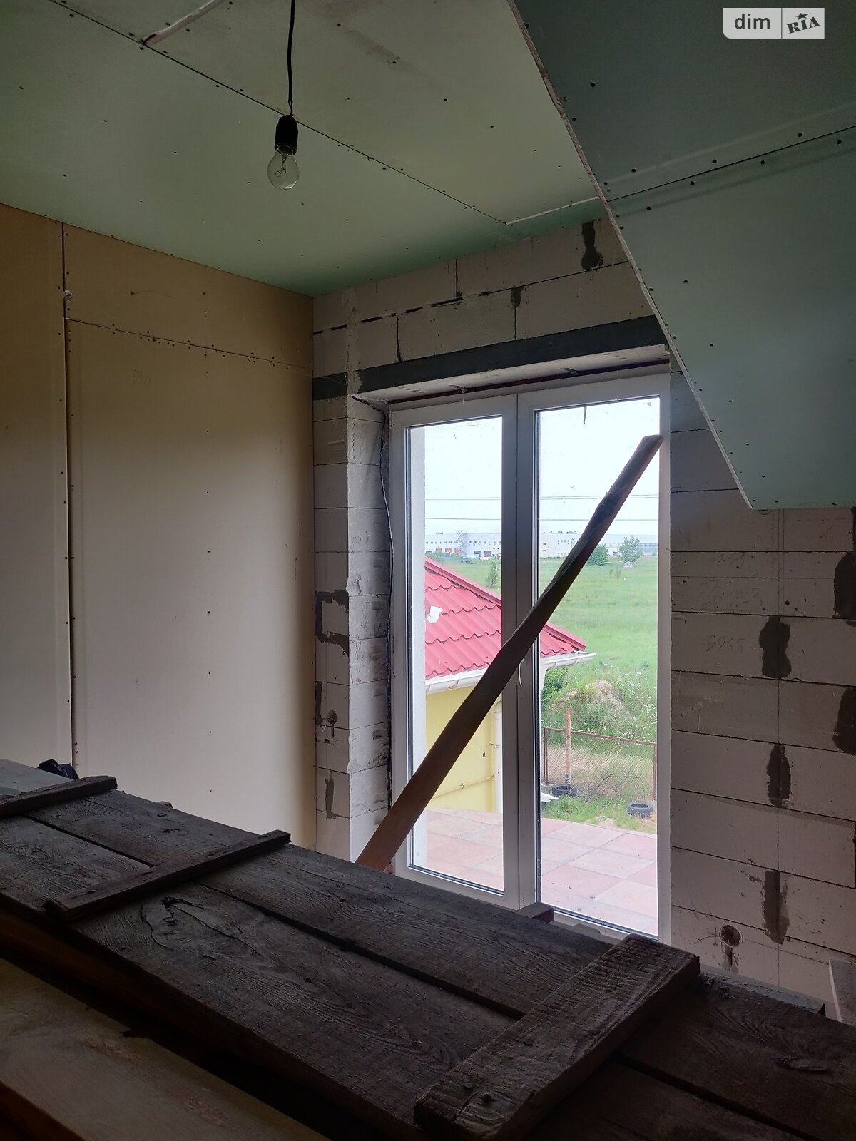 двоповерховий будинок з гаражем, 300 кв. м, цегла. Продаж у Мартусівці фото 1 двоповерховий будинок з гаражем, 300 кв. м, цегла. Продаж у Мартусівці фото 1