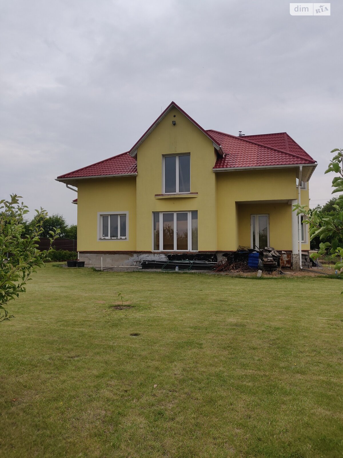 двоповерховий будинок з гаражем, 300 кв. м, цегла. Продаж у Мартусівці фото 1 двоповерховий будинок з гаражем, 300 кв. м, цегла. Продаж у Мартусівці фото 1