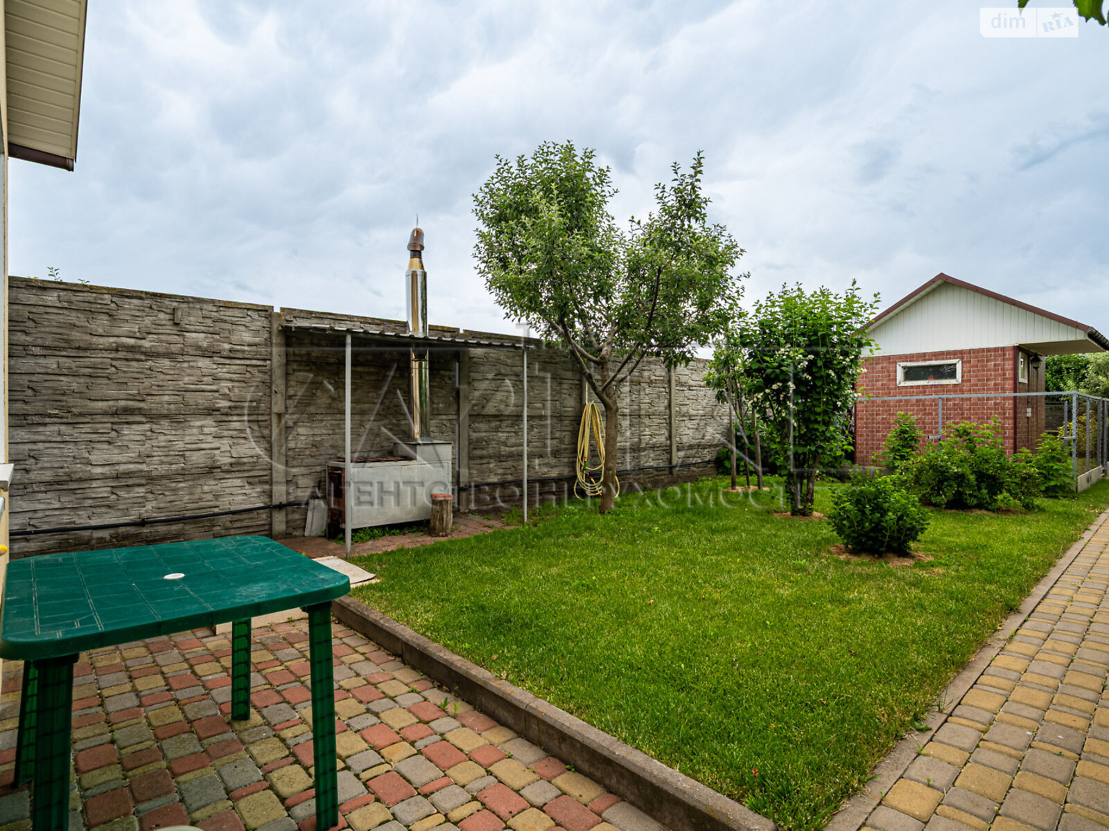 двухэтажный дом с отоплением, 292.5 кв. м, кирпич. Продажа в Мартусовке фото 1 двухэтажный дом с отоплением, 292.5 кв. м, кирпич. Продажа в Мартусовке фото 1