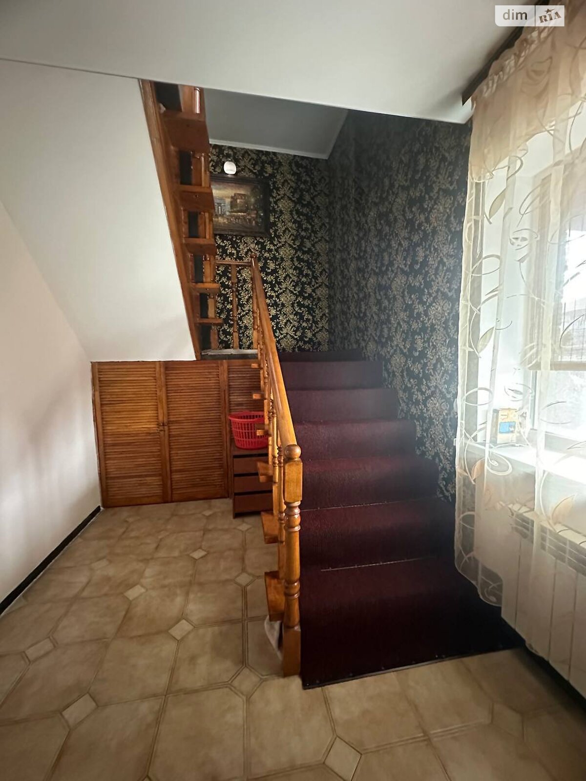 трехэтажный дом с мансардой, 295 кв. м, кирпич. Продажа в Мартусовке фото 1