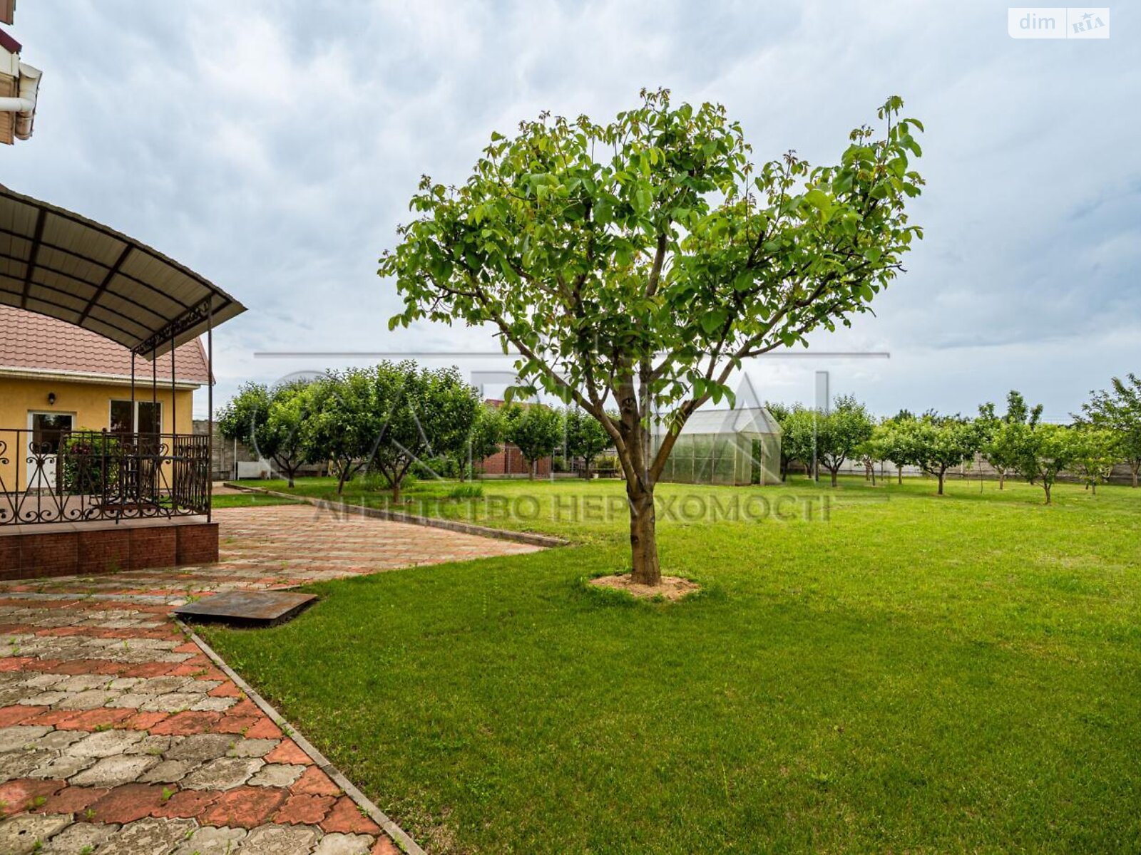 двоповерховий будинок з опаленням, 292.5 кв. м, цегла. Продаж у Мартусівці фото 1 двоповерховий будинок з опаленням, 292.5 кв. м, цегла. Продаж у Мартусівці фото 1